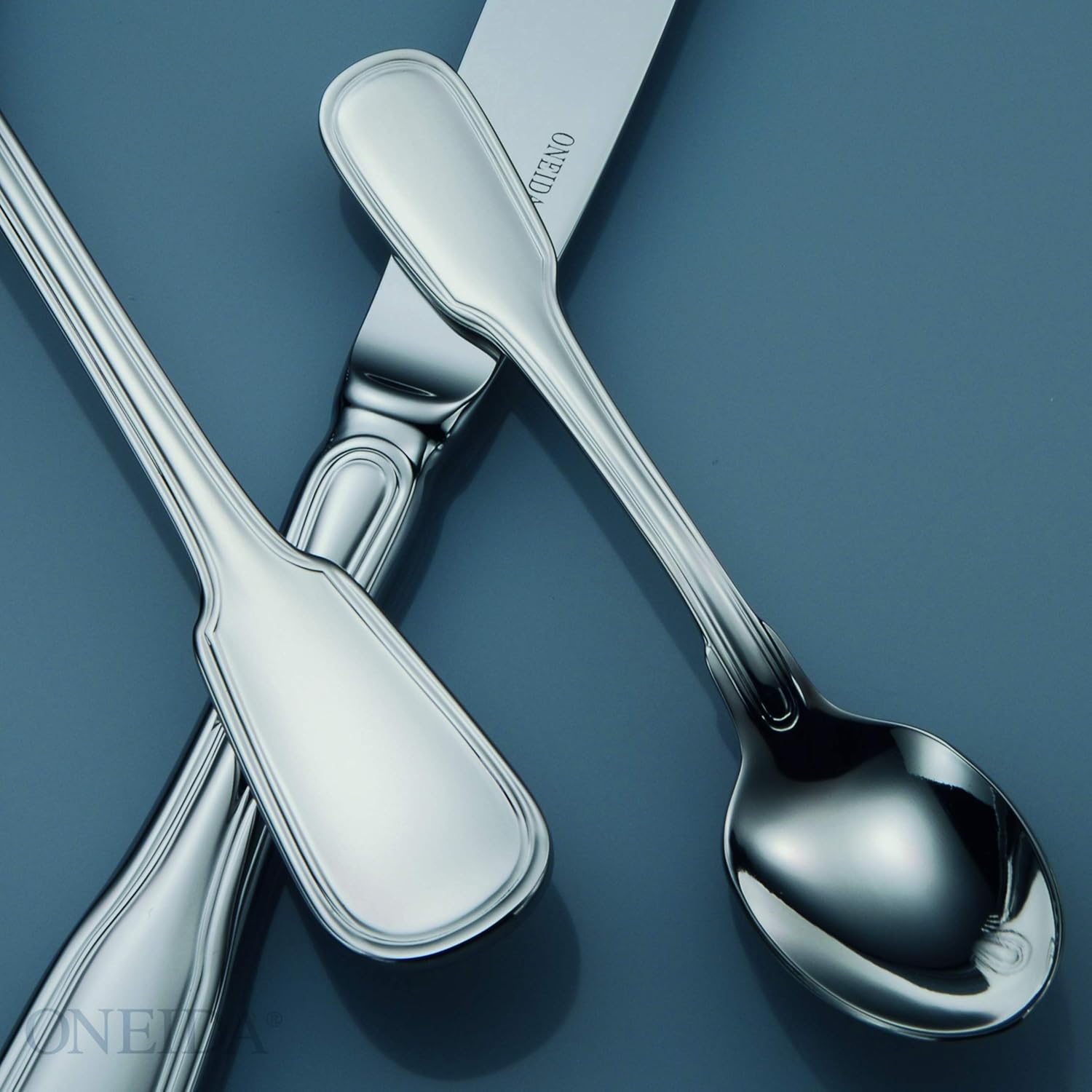 Oneida Teaspoons, European Size Flatware, Set of 12, Silver