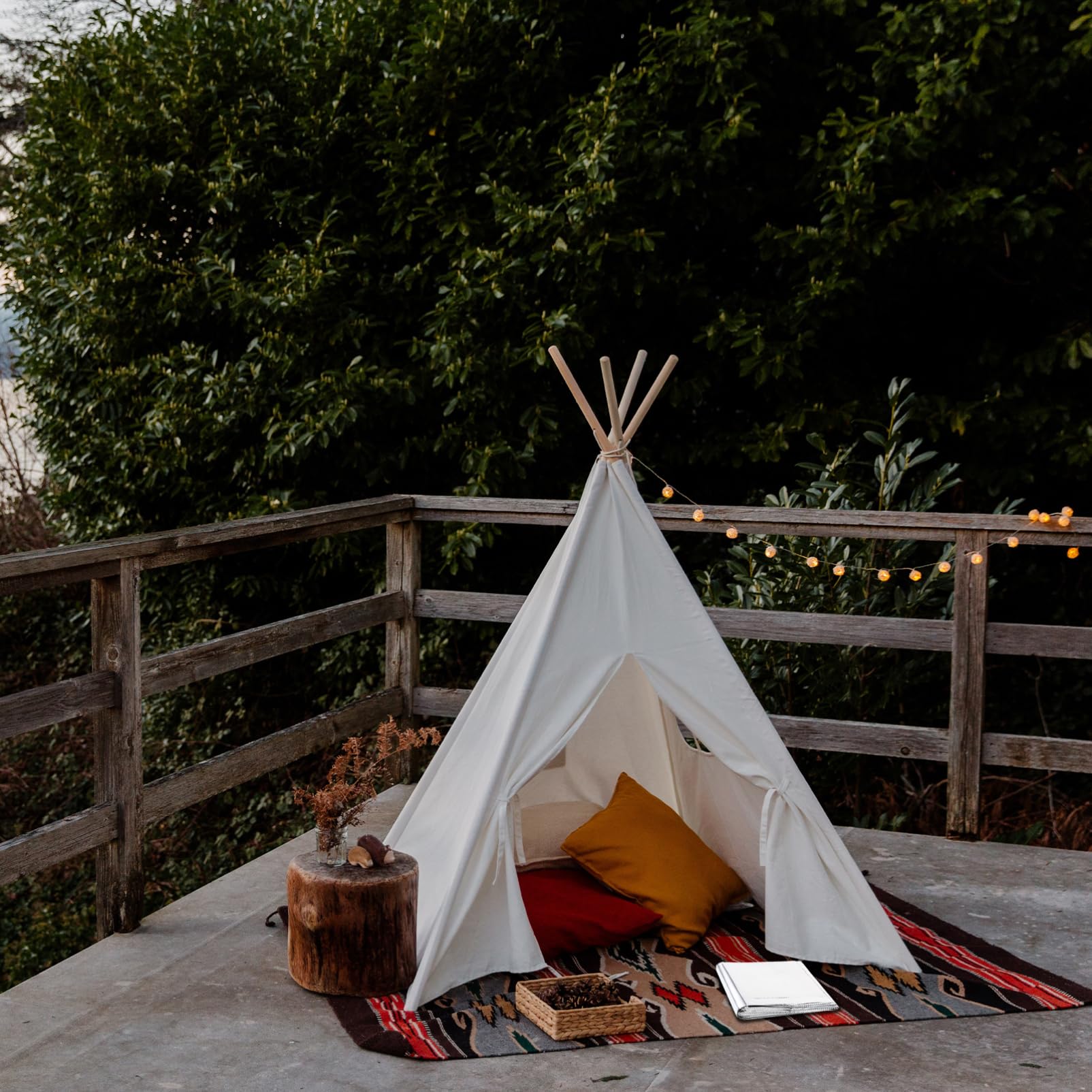 KOMBIUDA 2Pcs Emergency Warm Blanket Heat Reflective Thermal Blanket for Outdoor Aid Camping and Natural Disasters Supplies