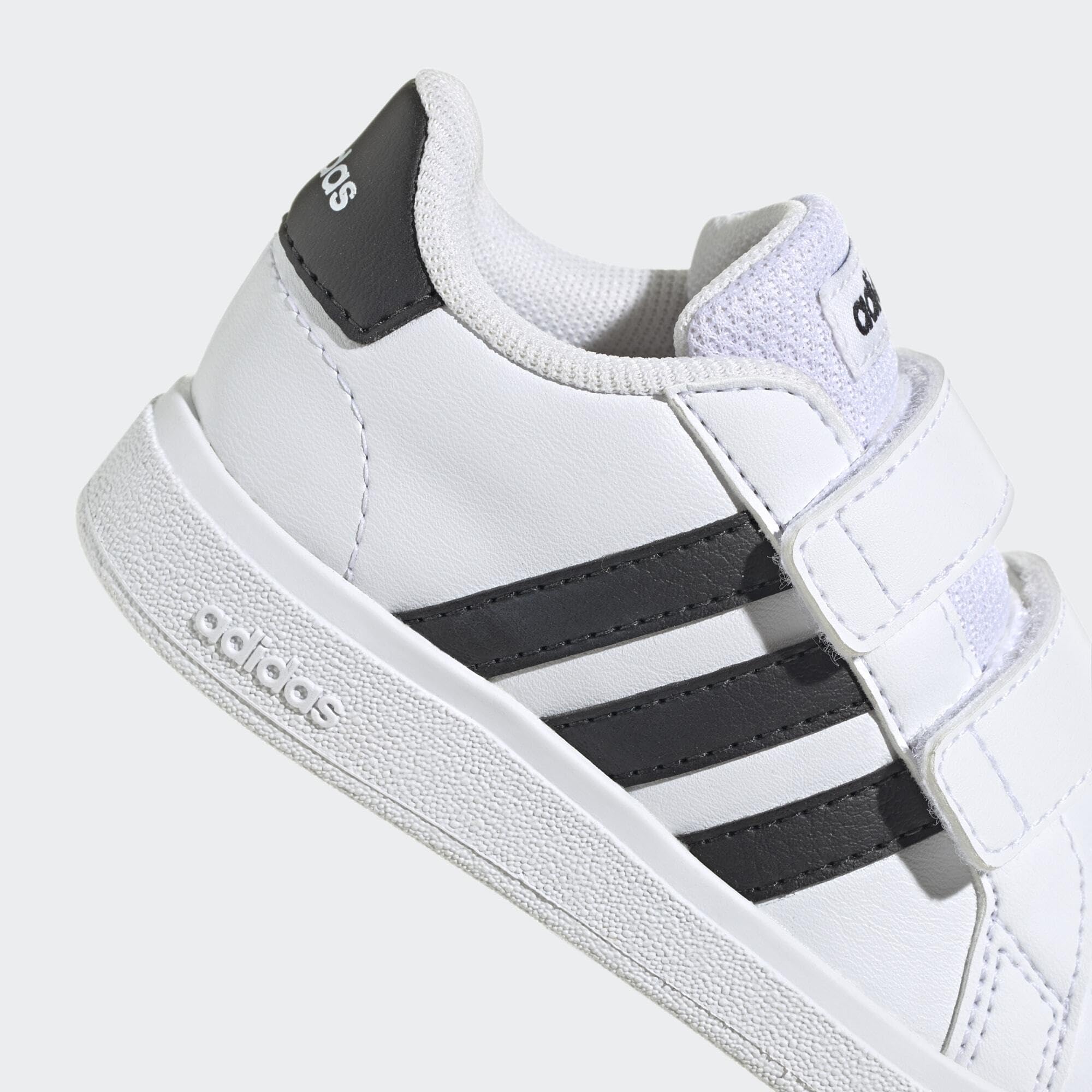 adidas Uniseks - dzieci Grand CourtButy tenisowe