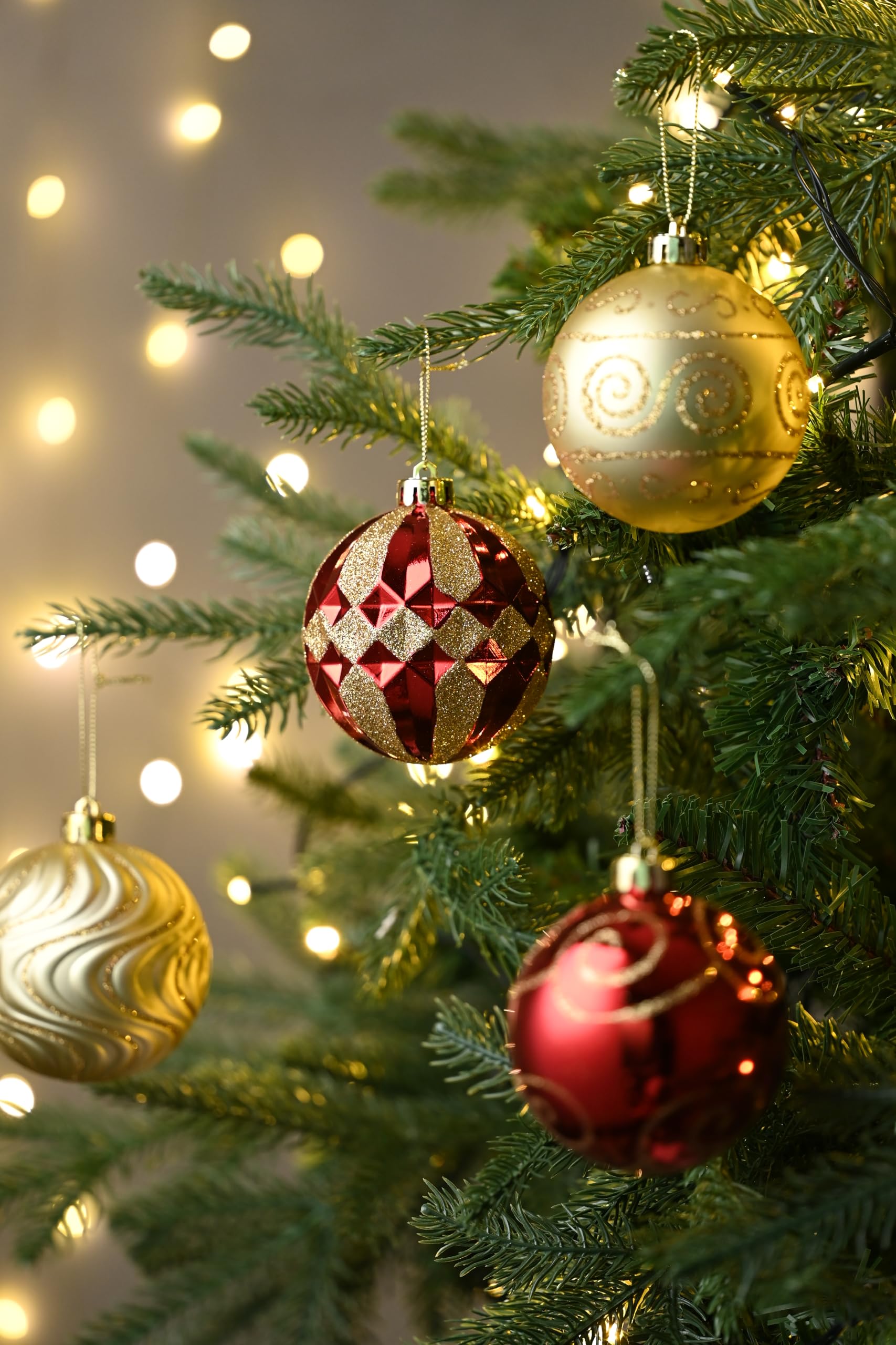 Valery Madelyn 16pcs 8cm Boules de Noël, Thème Rouge Or pour Sapin de Noël, avec Ficelle Fixé, Incassable, Emballage de Papier Kraft comme Cadeaux
