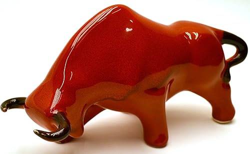 Toro de escultura de cerámica hecho a mano y pintado a mano. Figura decorativa. Tamaño grande 12.99 "x 7.48" x 5.12 "(rojo sal)