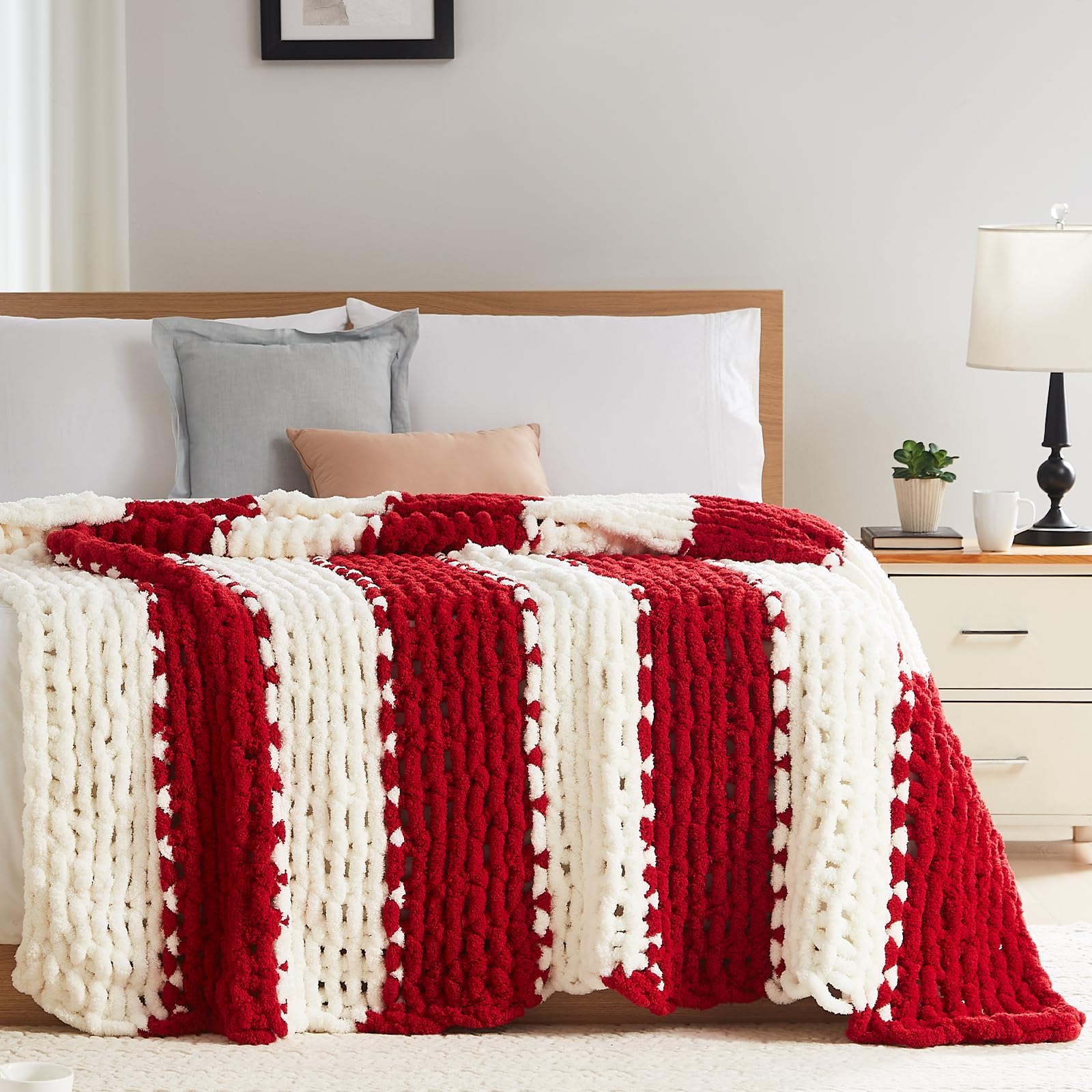 L'AGRATY Chunky Knit Blanket Throw - Soft Chunky Throw Blanket 50x60: 100% Hand Kintted Chenile Crochet Throw Blanket for Couch - Large Cable Knit Chunky Blanket for Home Decor(Red and White)