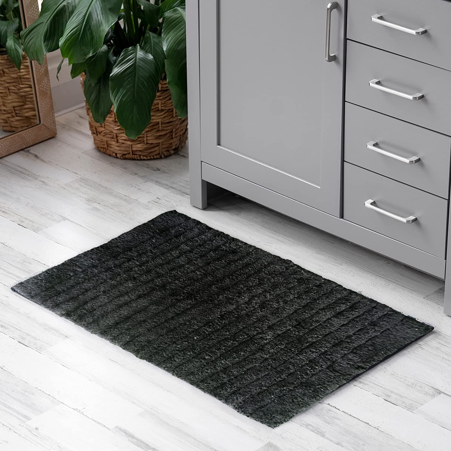 AJS LivingCotton Ribbed/ Stockinette Stitch Design Anti Slip Bath Mat Rug for Living Room/ Home Entrances Bathmat, Black, 72 x 50 cm, Single Size