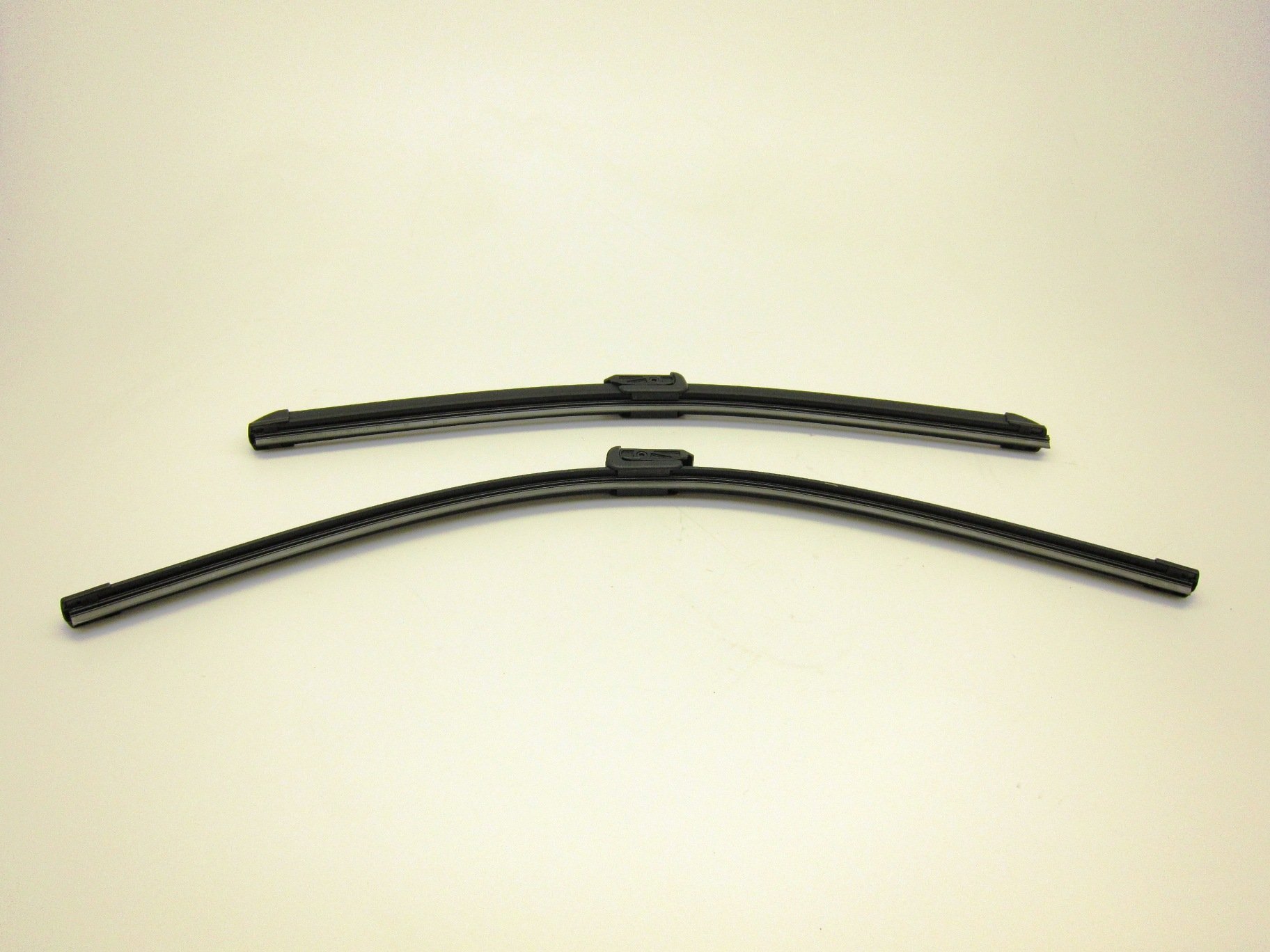 Photo 1 of QadiraQian 26 inch+22 inch Windshield wipers blade for 26''+22'', ?