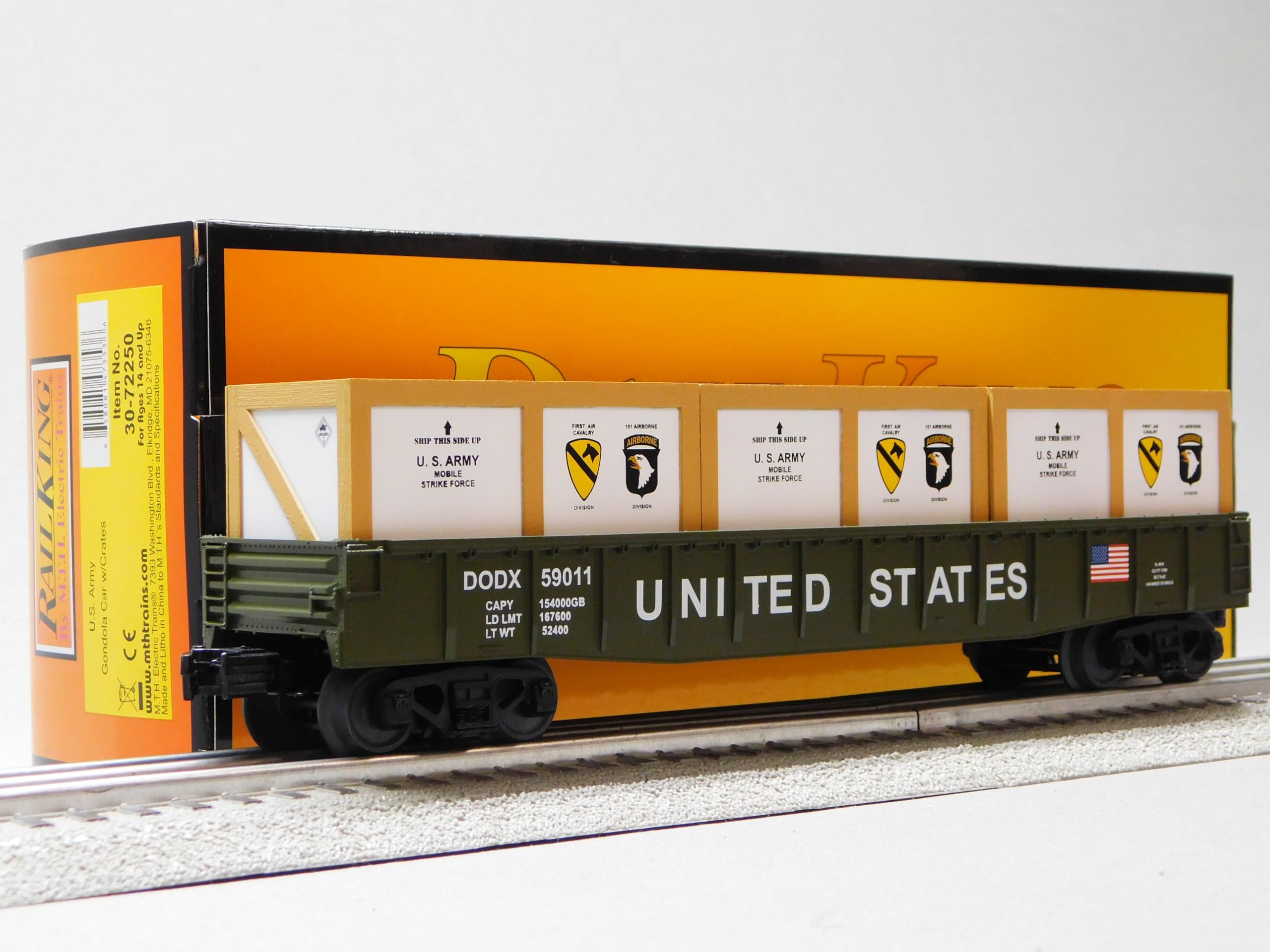 M.T.H. Electric Trains MTH RAILKING US Army Gondola CAR W/CRATES O Gauge 30-72250