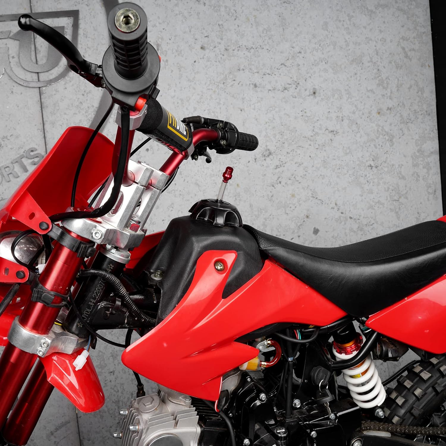 Gas Tank with Cap & Fuel Line Filter Clips for CRF50 XR50 50cc 70cc 90cc 110cc 125cc SSR TaoTao coolster Baja DR49 SDG 107 kazuma Thumpstar BSE Piranha Pitster Pro Roketa Atomik Pit Dirt Trail Bike