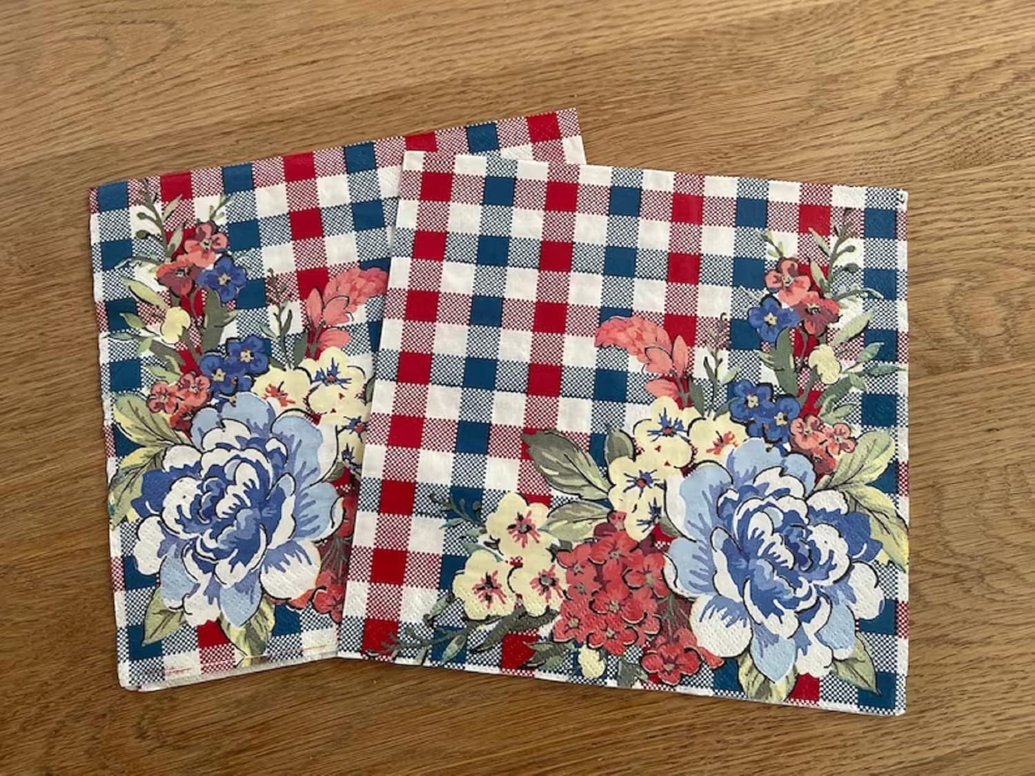 2 pcs Gingham Patriotic Paper Napkins, Americana Patriotic