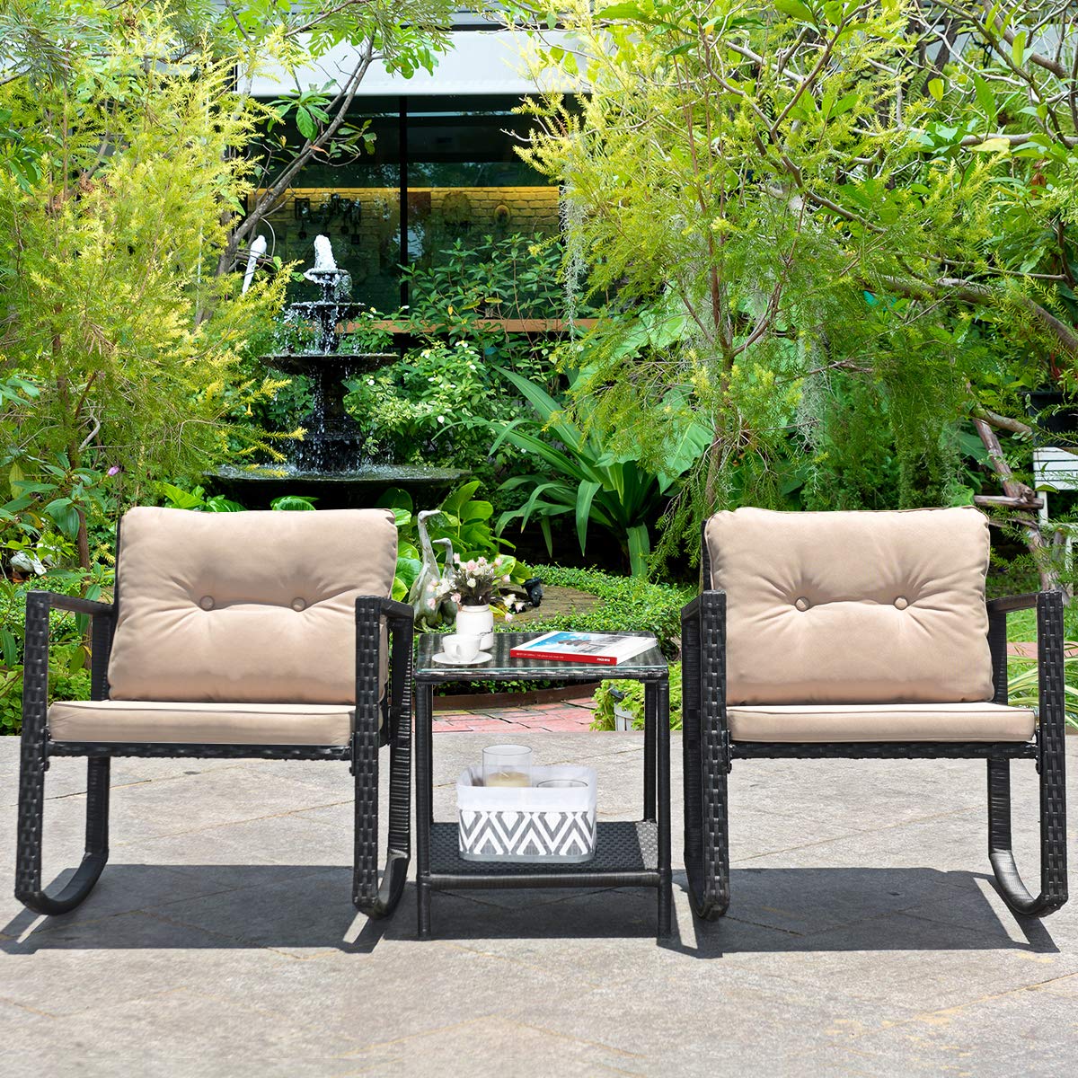 Juego de 3 mecedoras de mimbre para patio, mecedoras al aire libre y mesa con cojines, mesa de centro de cristal con estante de almacenamiento, adecuada para patio, jardín, piscina, balcón 2