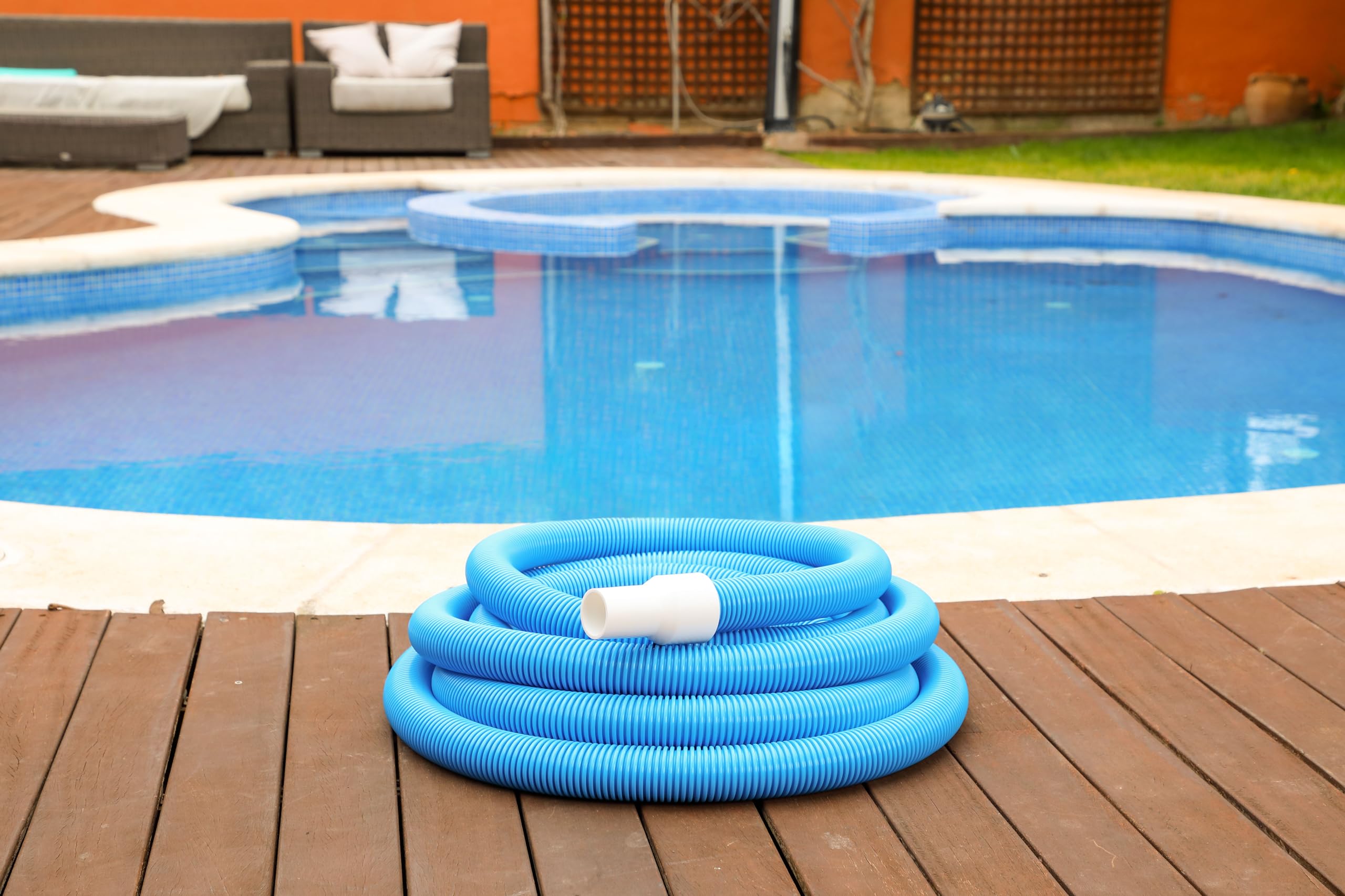 Keeper Kit Premium Limpieza de Piscinas | Limpiafondos de Aluminio con Cepillos de Nylon y Manguera Autoflotante de 12M | Compatible con Sistemas de Filtración | Accesorios Profesionales Siqua