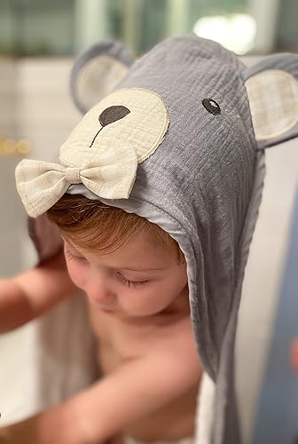 Miniatura 6 de MON AMI Juego de toallas y toallas de algodón con capucha de oso de muselina de rizo con capucha para bebés, bebés, niños o niñas, de 0 a 18 meses.