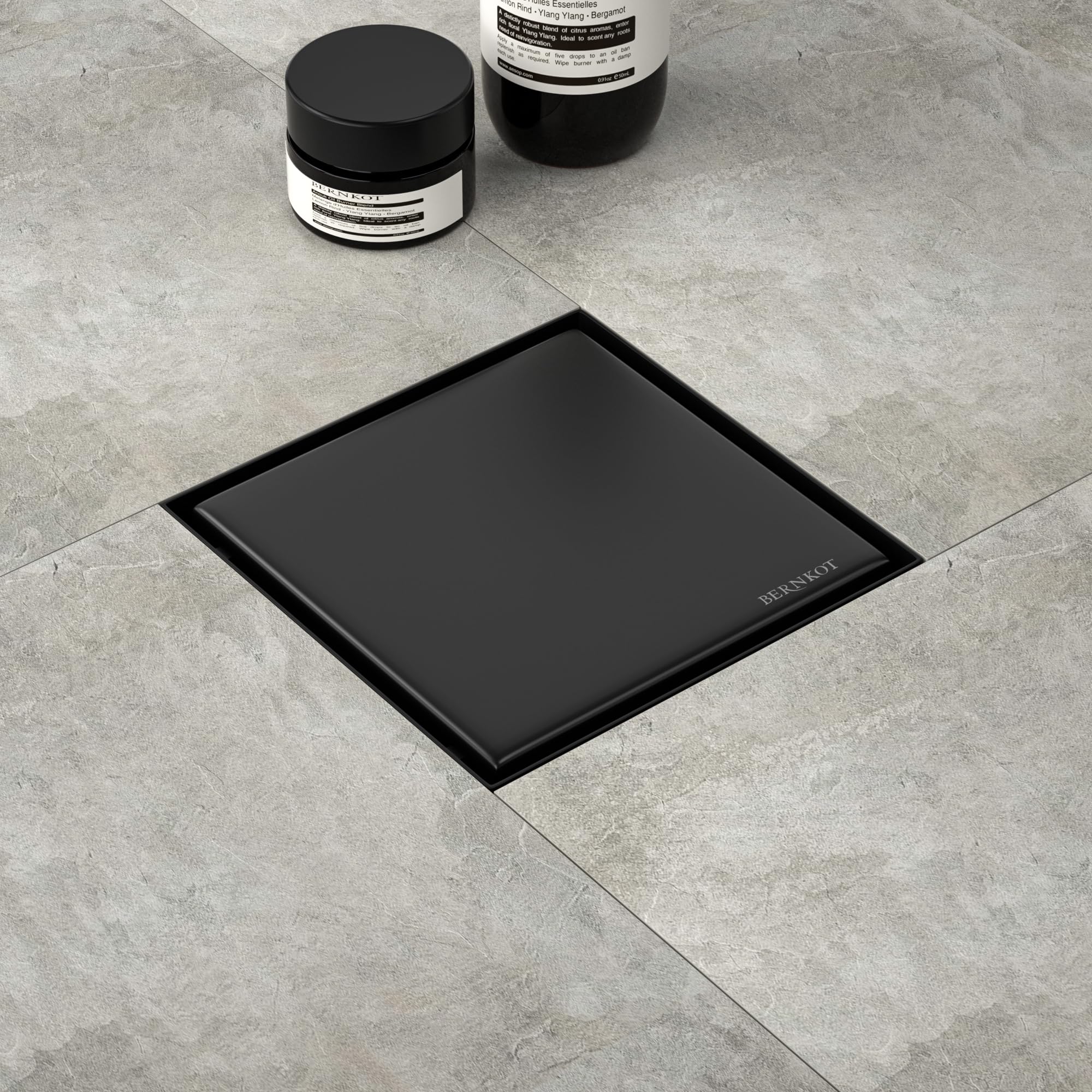 Caniveau de douche carré 15 x 15 cm, siphon à 360° avec système anti-odeurs et tamis à cheveux 2 en 1 carrelable - En acier inoxydable - Très plat - DN50 DN40 - Noir