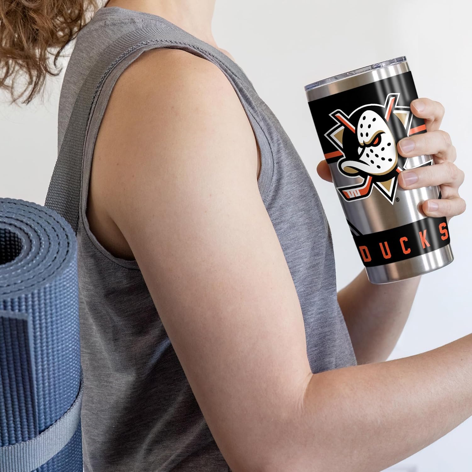 Rico Industries NHL Hockey 20oz Stainless Steel Tumbler with Lid - Great for Coffee, Tea, Water or Cocktails