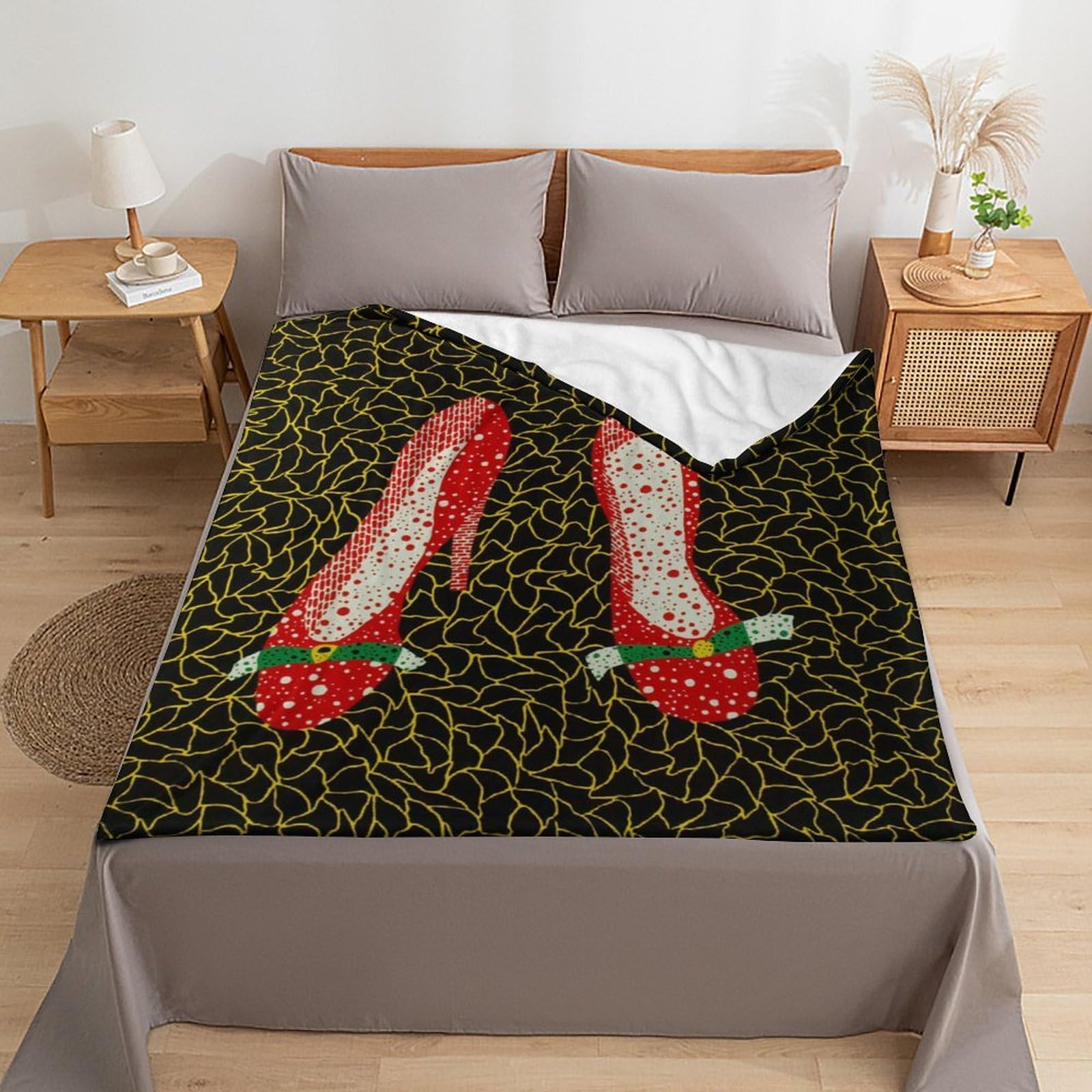 Amazon｜草間彌生 毛布 シングル 冬用 ブランケット 150×200cm 大判