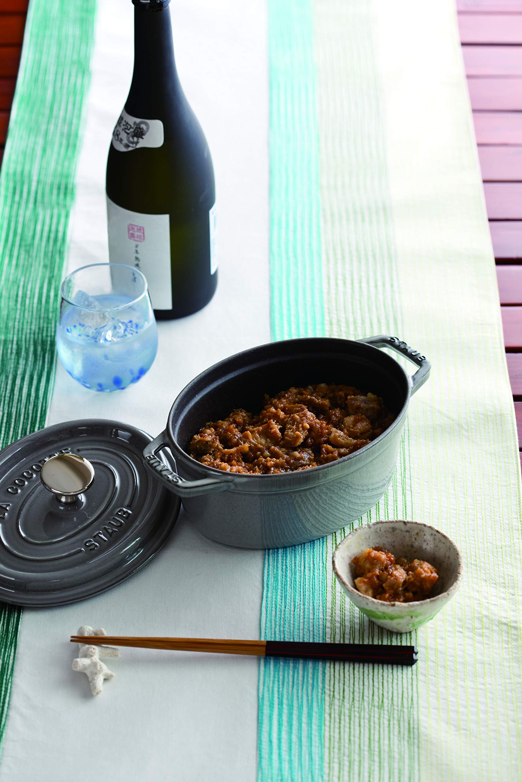 STAUB Cocotte, Gusseisen Bräter mit Deckel, 15 cm, 0,6 L, Oval, Alle Herdarten inkl Induktion, Made in France, Schwarz