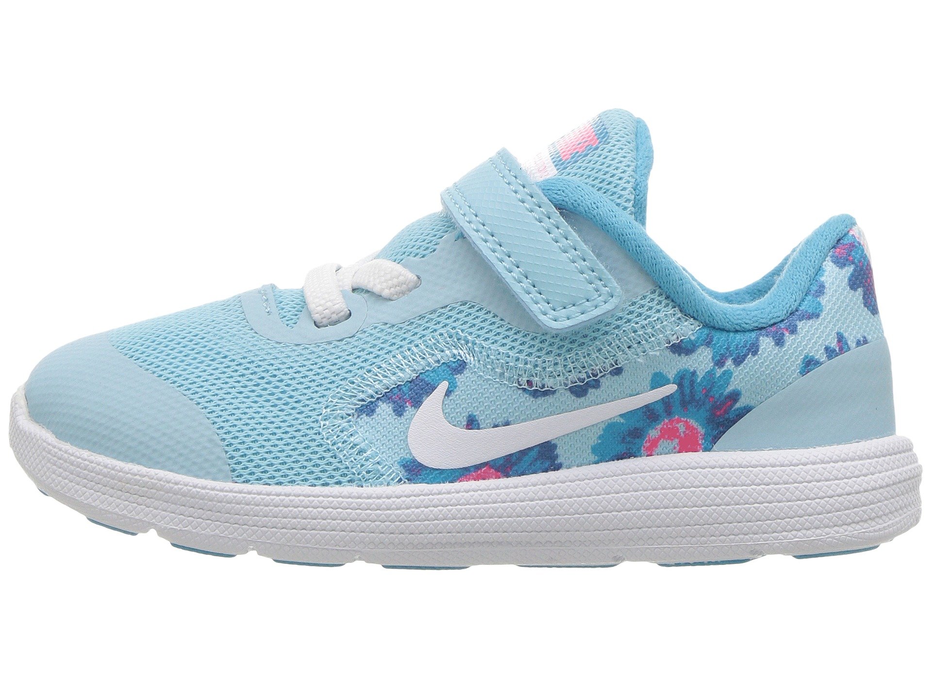 nike kids revolution