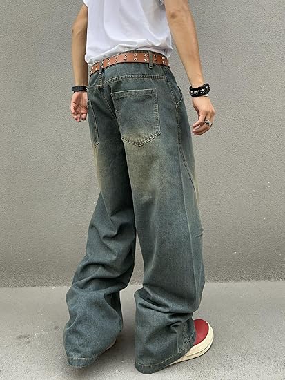 Baggy jeans side view