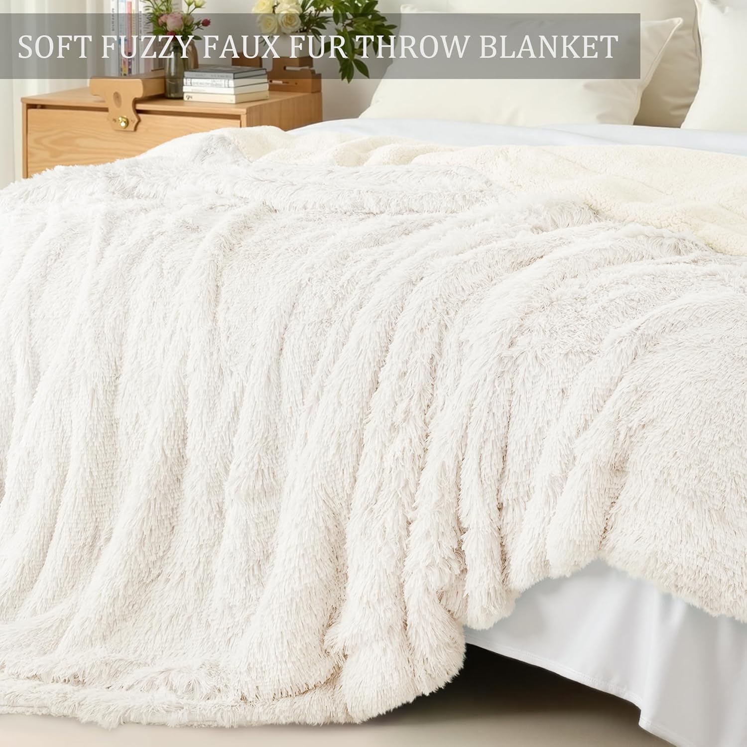 Exclusivo Mezcla Fuzzy Faux Fur Bed Blanket Queen Size, Reversible Shaggy Sherpa Fleece Blankets, Fluffy Plush Warm Throws for Couch, Bed, 90X90 Inches, White