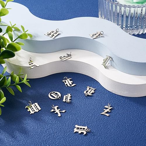 Miniatura 7 de Craftdady 26 dijes góticos del alfabeto de acero inoxidable  Abalorios iniciales de la A a la Z con anillos de salto para manualidades de joyería