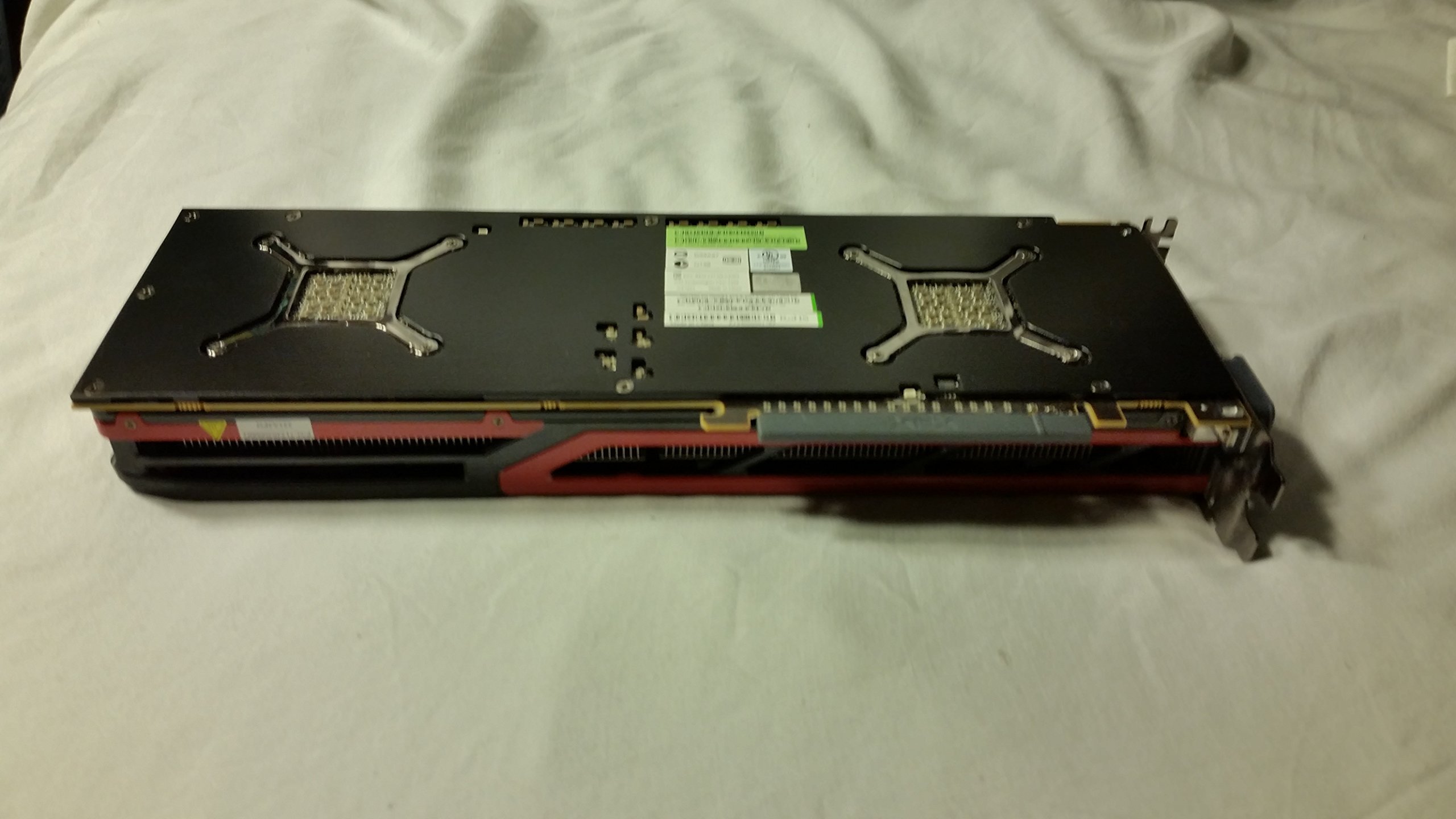 Amazon.com: Sapphire Radeon HD 7990 6GB DDR5 DVI-I/Quad Mini DP