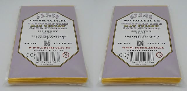docsmagic.de 2 x 100 Mat Yellow Card Sleeves Standard Size 66 x 91 - Jaune - Pochettes - PKM - MTG