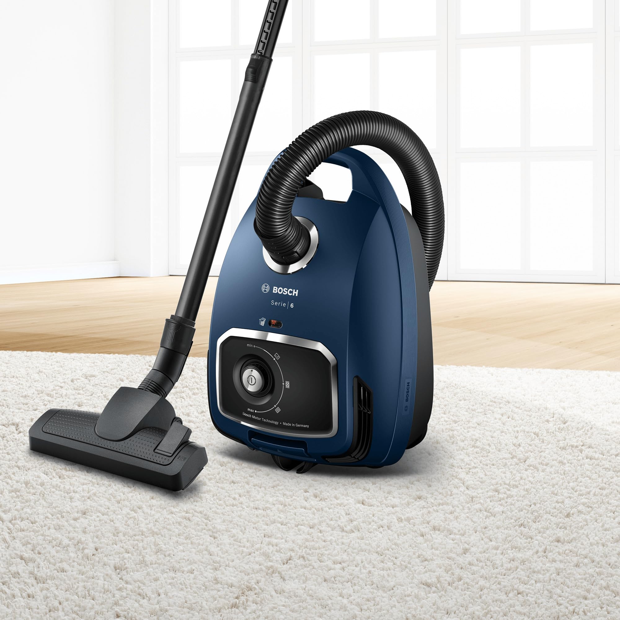 BOSCH BGB6X300 - Aspirateur Traineau avec sac - 600 W - Filtre HEPA - 12 m de rayon