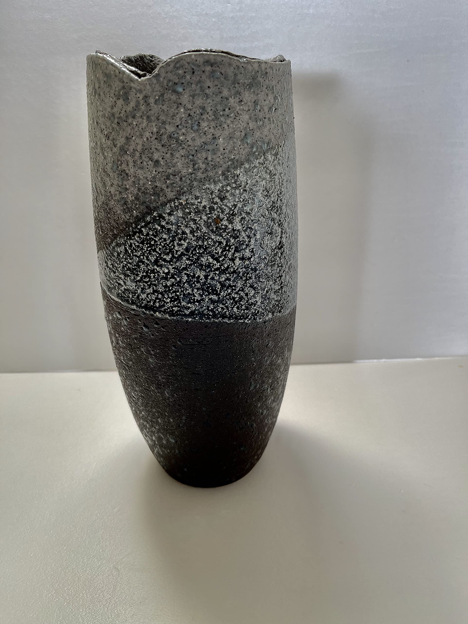 Shigaraki Pottery Japanese Flower Vase Kado Ikebana, Ingenious Shigaraki Pottery Japanese Flower Vase Kado Ikebana, Ingenious