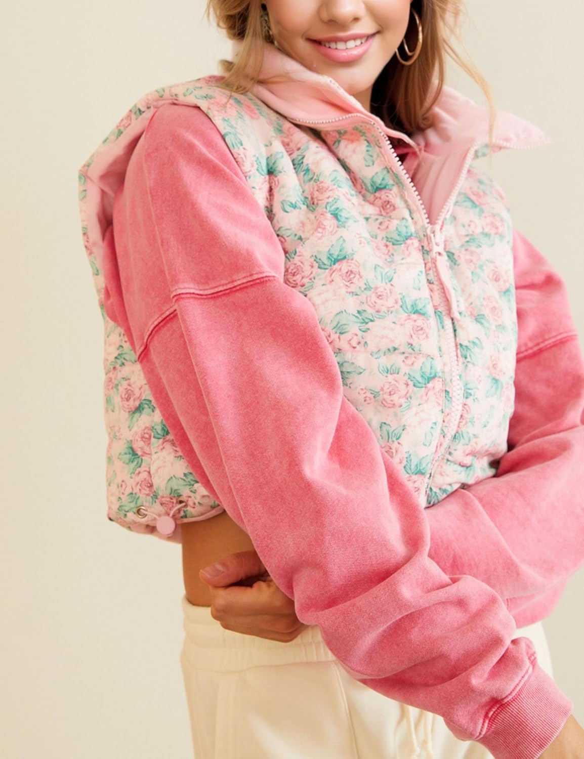 InterNos Womens Cropped Floral Print Puffer Vest Lightweight Stand Collar Zip up Sleeveless Winter Padded Coats - Image 2