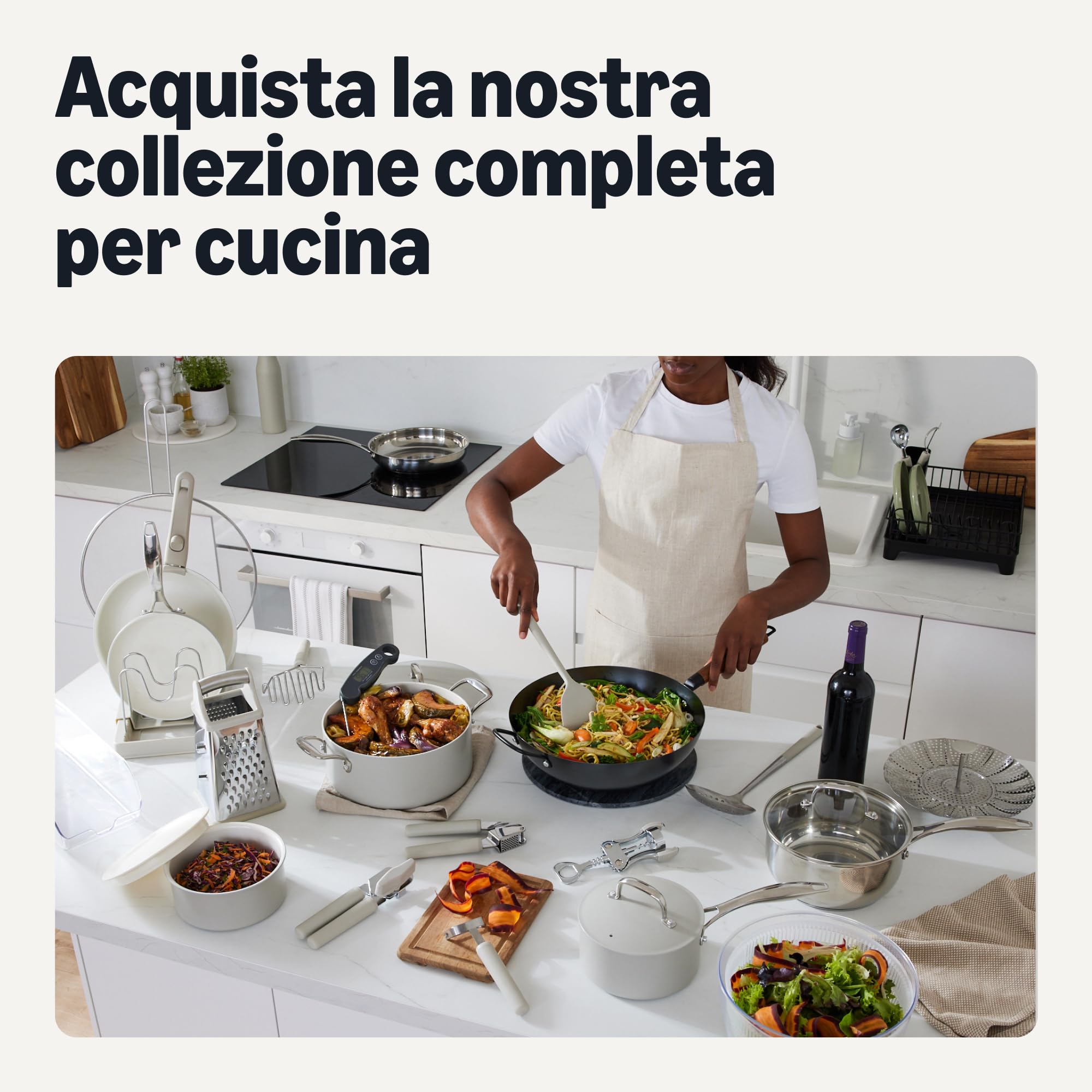 Amazon Basics Wok Pretrattato in Acciaio al Carbonio con Manico in Legno di Acacia, Adatto a Tutti i Piani Cottura, 32cm