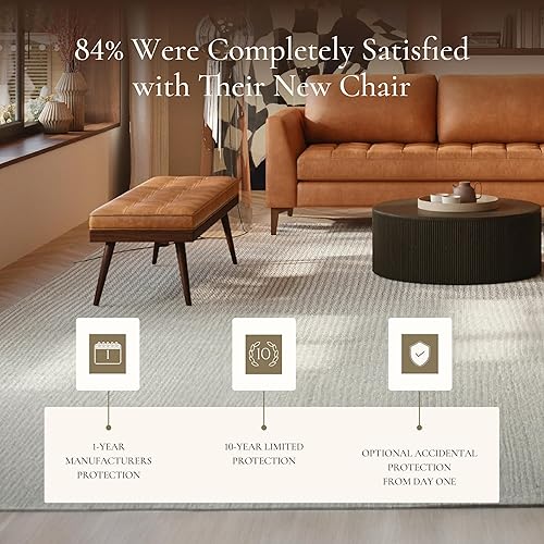 Vista 137 de Poly and Bark - Otomano de napa