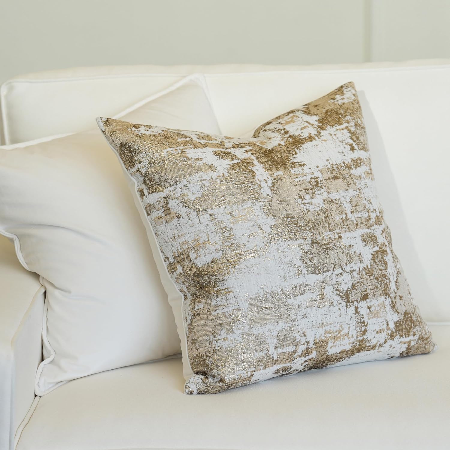THE-TINOART Pack of 2 Chenille Jacquard Accent Pillow Covers 20x20, Soft Cream and Metallic Gold Abstract Design, Modern Luxury for Sofa Couch Living Room