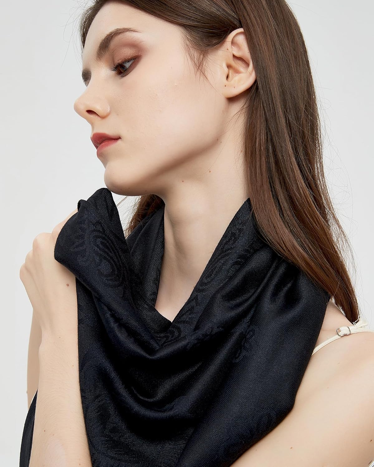 Gragengs Pashmina Shawl Wrap with Ethnic Paisley Two Tone Jacquard Scarf for Women - Image 5