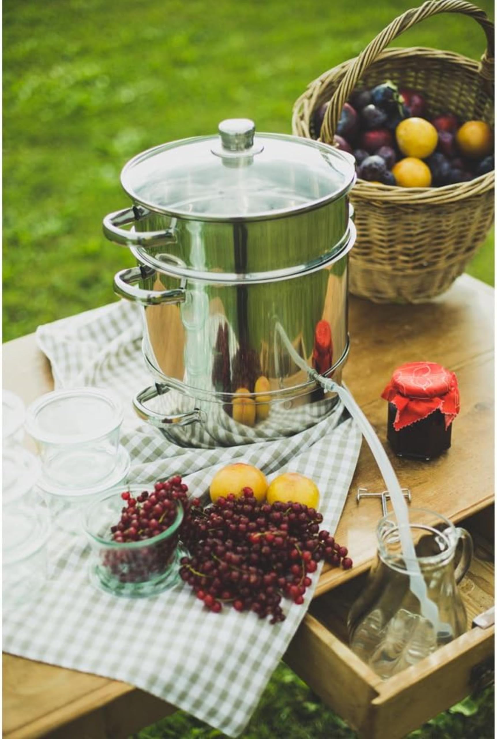 Baumalu, Extracteur de jus à vapeur, en inox, Système de pression efficace pour 6-7 kg de fruits et légumes, Polyvalent pour cuisson vapeur, Tous feux, Diamètre 26 cm, Couleur argent