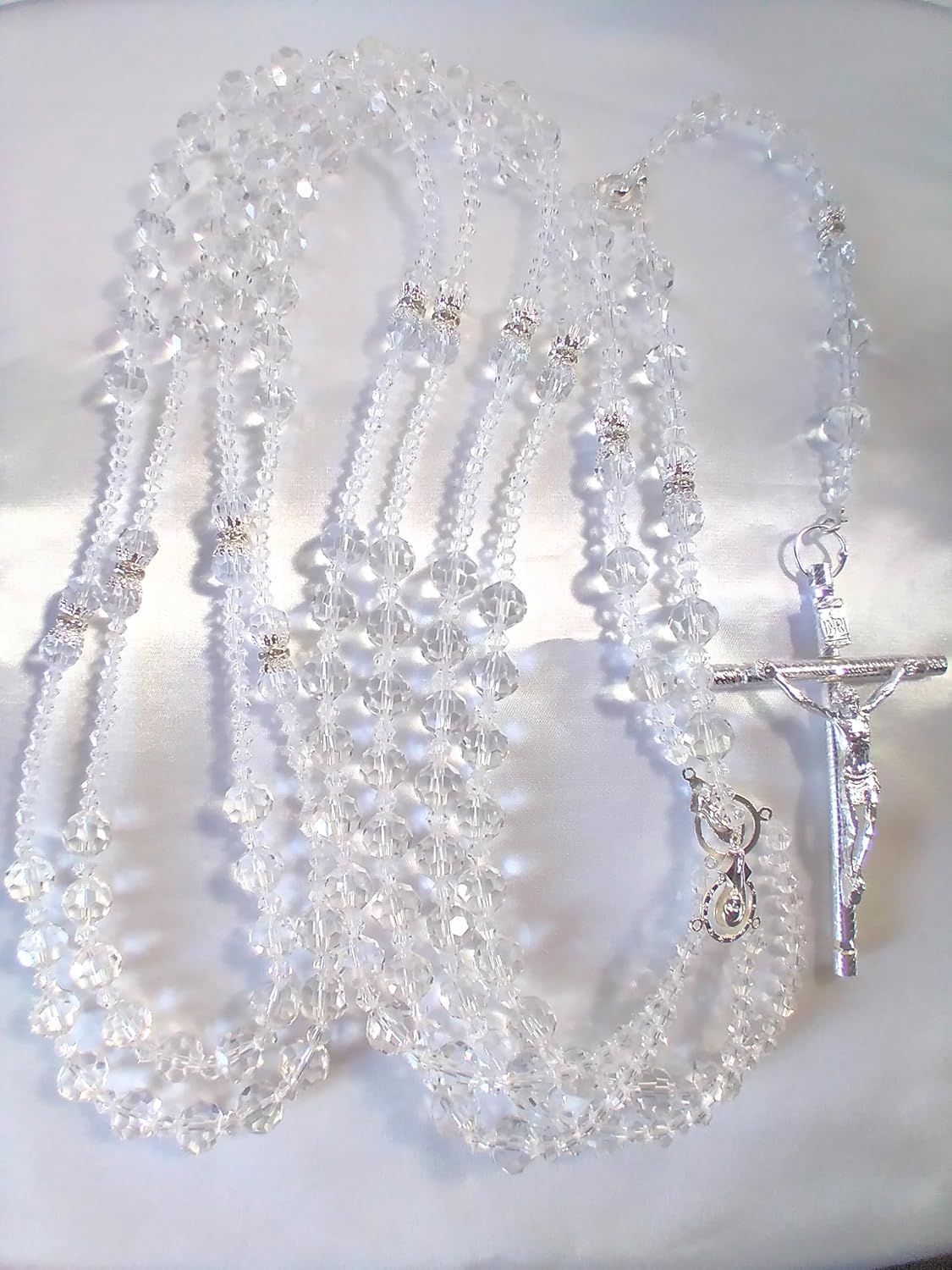 javier Wedding Lasso/Lasso para Matrimonio de Crystal de bolita con Cristal Natural con Cruz catolica Lazo Color Plata.