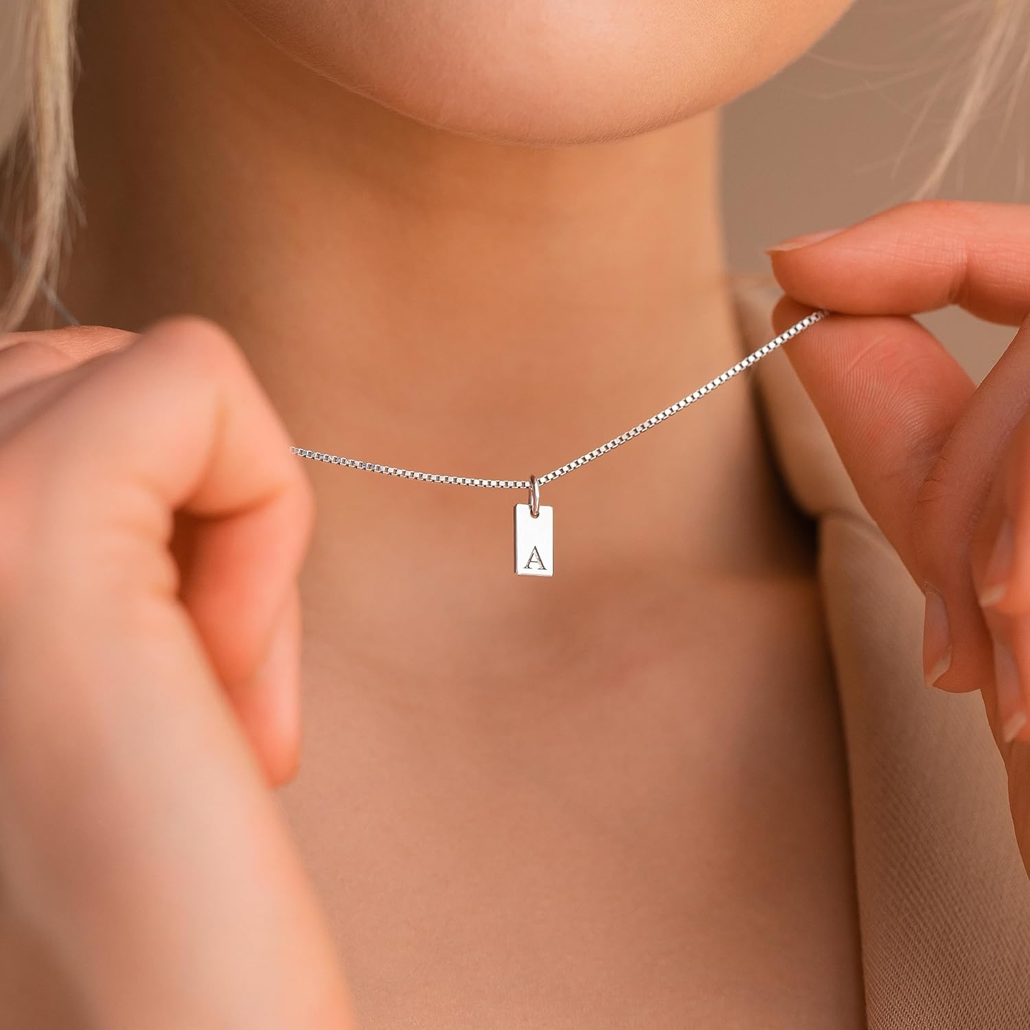 Initial Necklaces for Women 14K Gold and Silver Plated Letter Necklace Dainty Gold/Silver Name Necklace Personalized Initial Tag Pendant Necklace for Women Trendy Gold/Silver Jewelry