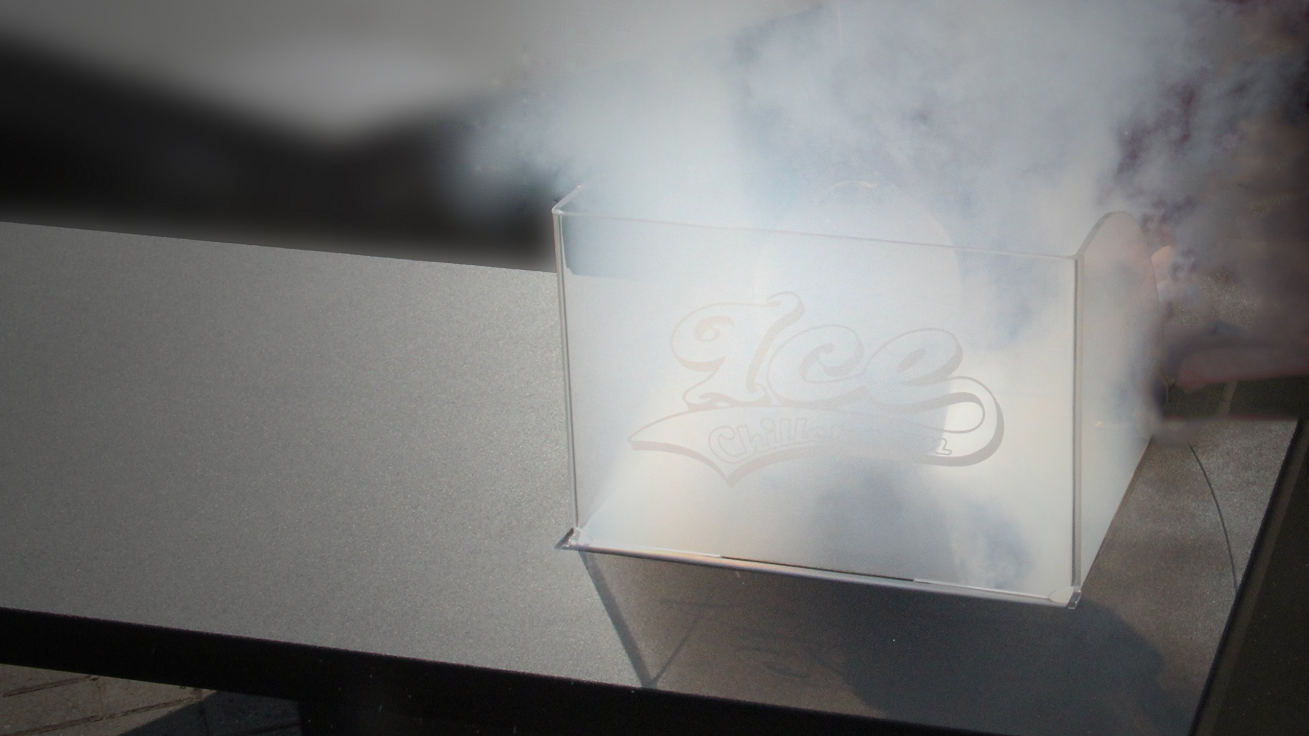 Ice Chiller vetro vereiser con bancone – frigocantina