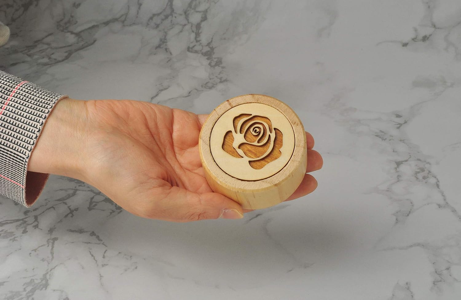 Noland Happy Birthday Tune, Wooden Musical Boxes,Gifts for Girlfriend,Wife,Mom,Granddaughter