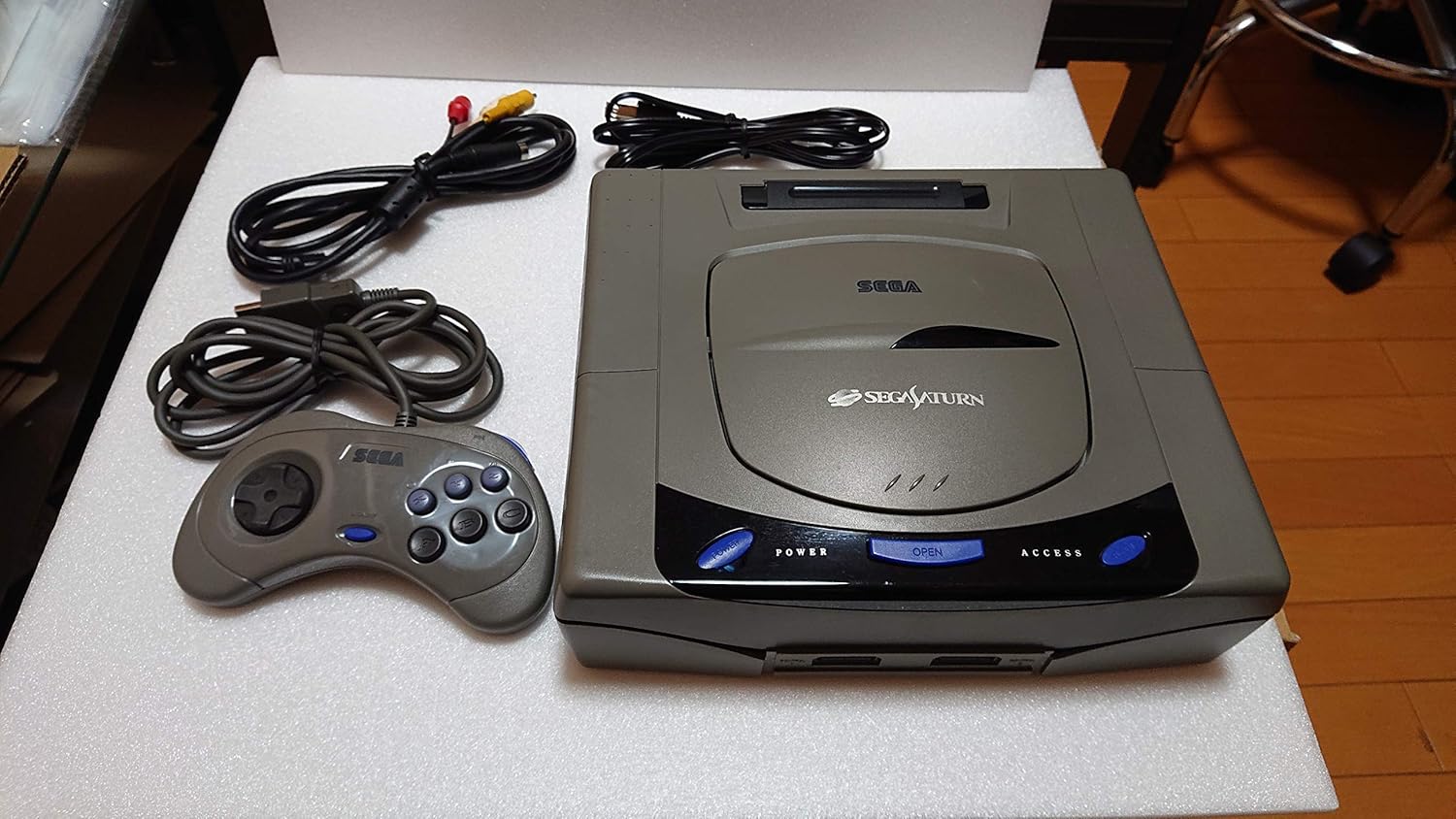 Sega Saturn body (gray) : Video Games