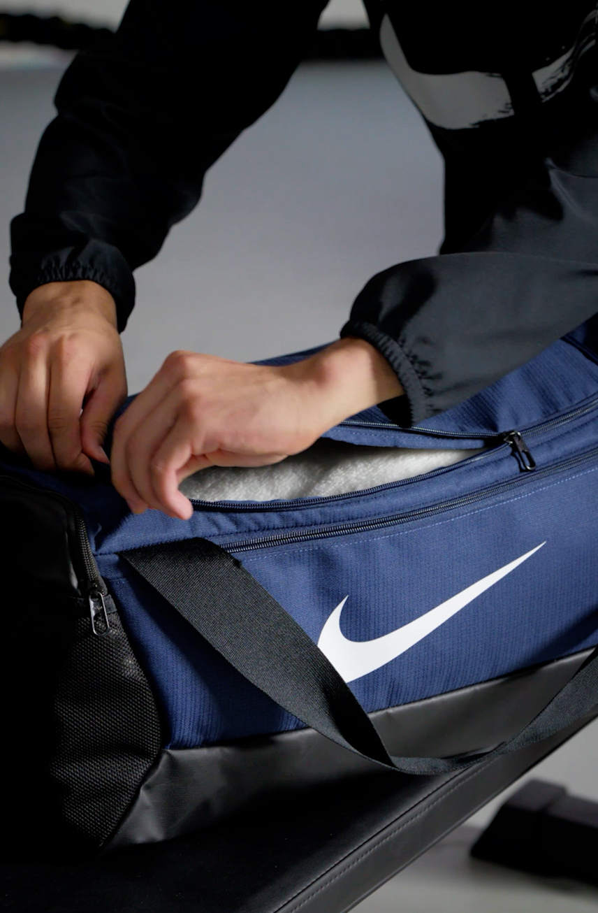 nike walking bag