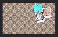 Vista 356 de PinPix Tablero de anuncios de corcho de 20 x 14 pulgadas. Este tablero decorativo enmarcado viene con diseño de círculos B W y un marco negro