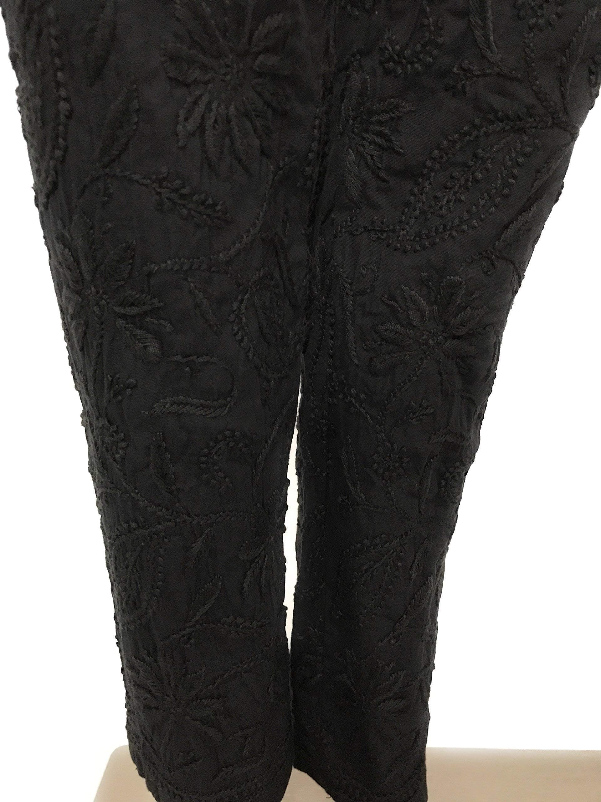 Lucknow Chikankari stretchable cotton leggings,narrow pants/Comfortable ankle length narrow pants leggings Black/Hand embroidered/LENGTH :37 Inches