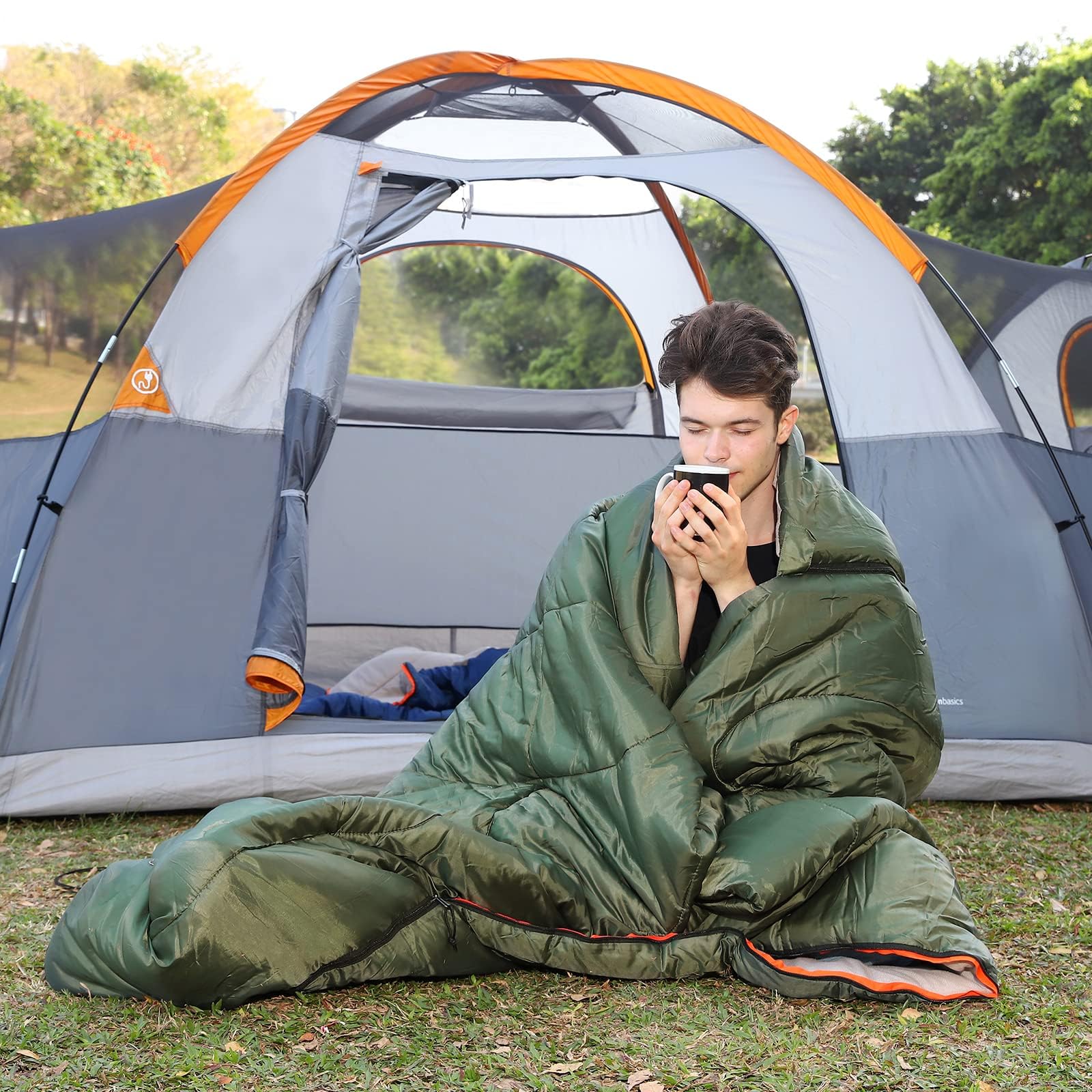 Amazon Basics Rechteckig Schlafsack für kaltes Wetter, zum Camping und Wandern, Queensize-Größe für Zwei Personen, Double, olivgrün