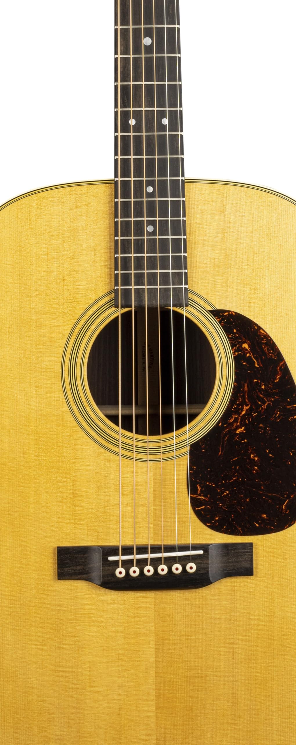 Amazon.com: Natural Satin Martin D-28 w/case : Musical