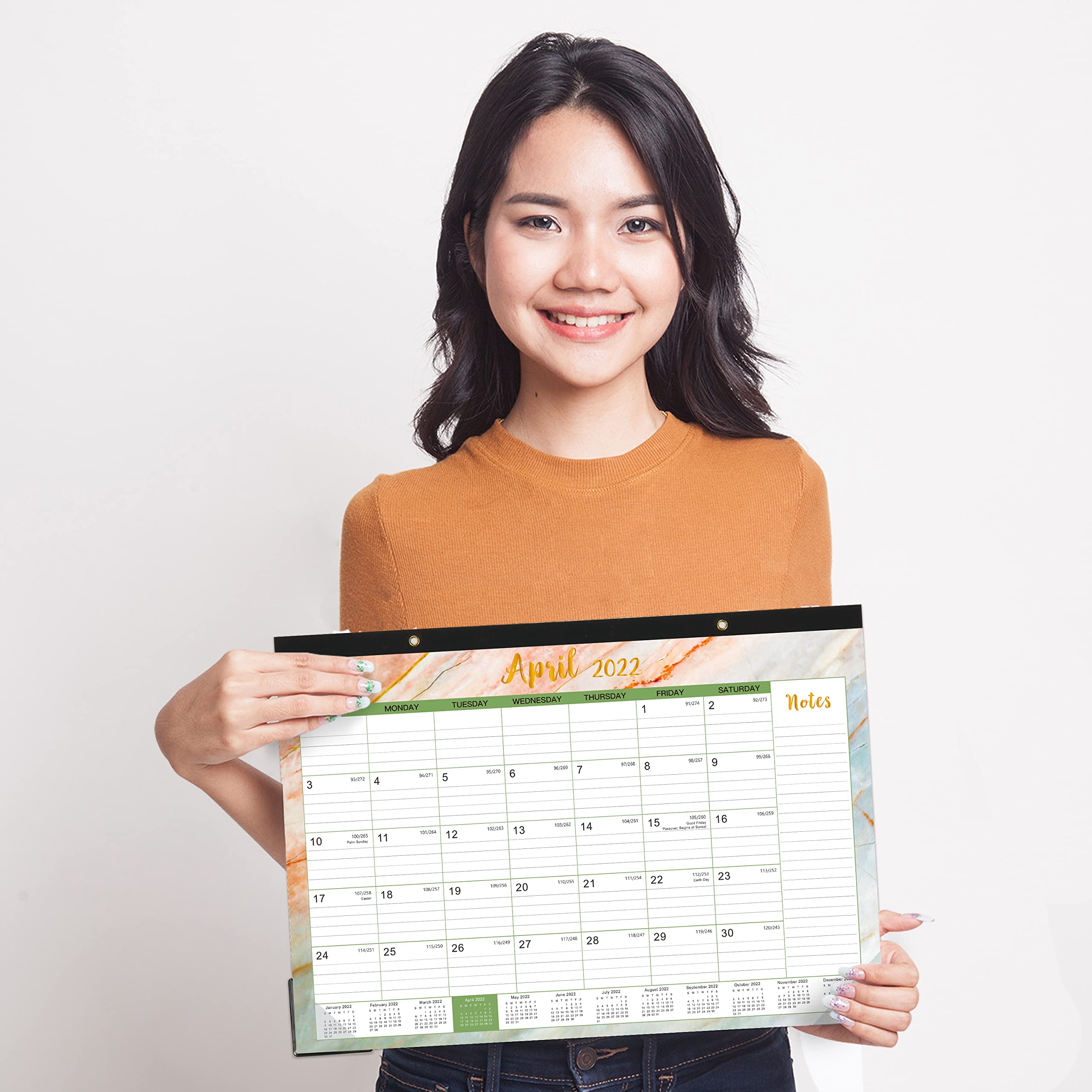 2022 Desk Calendar Desk Calendar 2022 Monthly Calendar 2022 17 X 