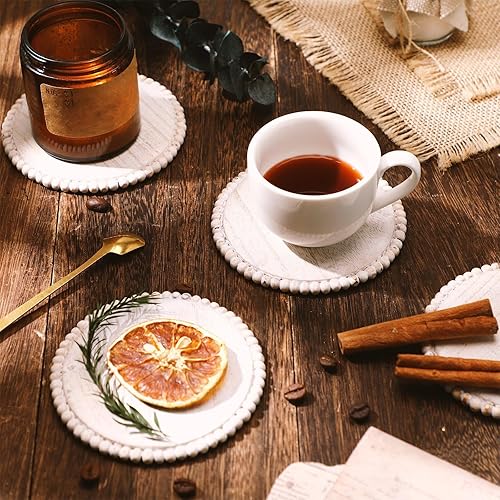 Miniatura 5 de Honeydak 4 posavasos con cuentas de madera de 3.9 pulgadas, redondos, rústicos, de madera, para bebidas, decoración de mesa, barra de madera para