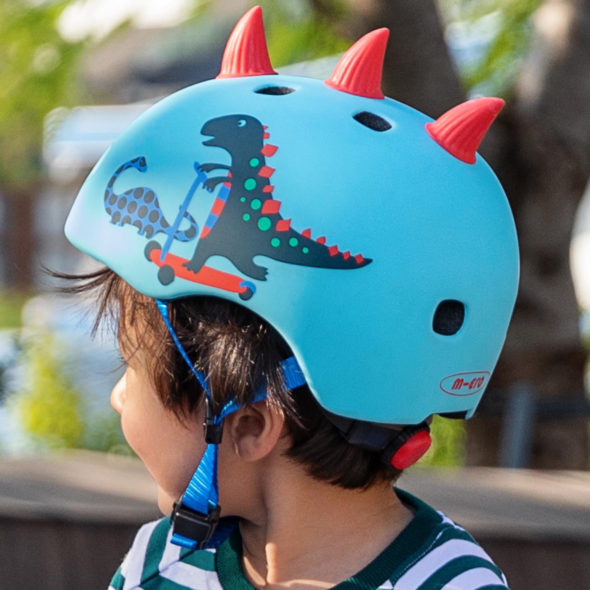 Micro® | Casco 3D Infantil | Luz Trasera de Seguridad 3 Posiciones | Ultraligero 250 Gramos | Cierre Magnético | Protección | Niños y Niñas