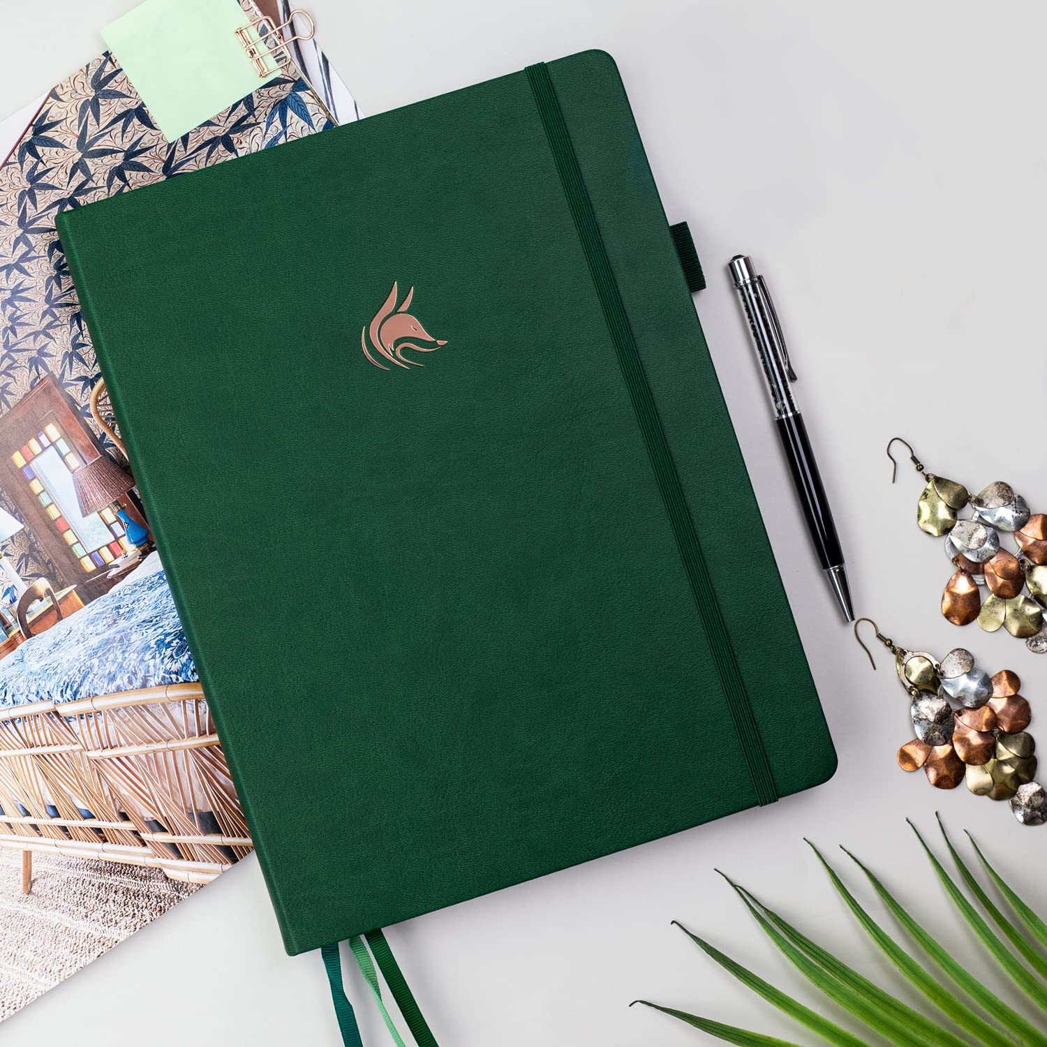 Clever Fox Planner Pro Premium Edition, lussuoso planner settimanale e mensile + organizer per pianificazione del budget per produttività e raggiungimento degli obiettivi, senza data, copertina rigida