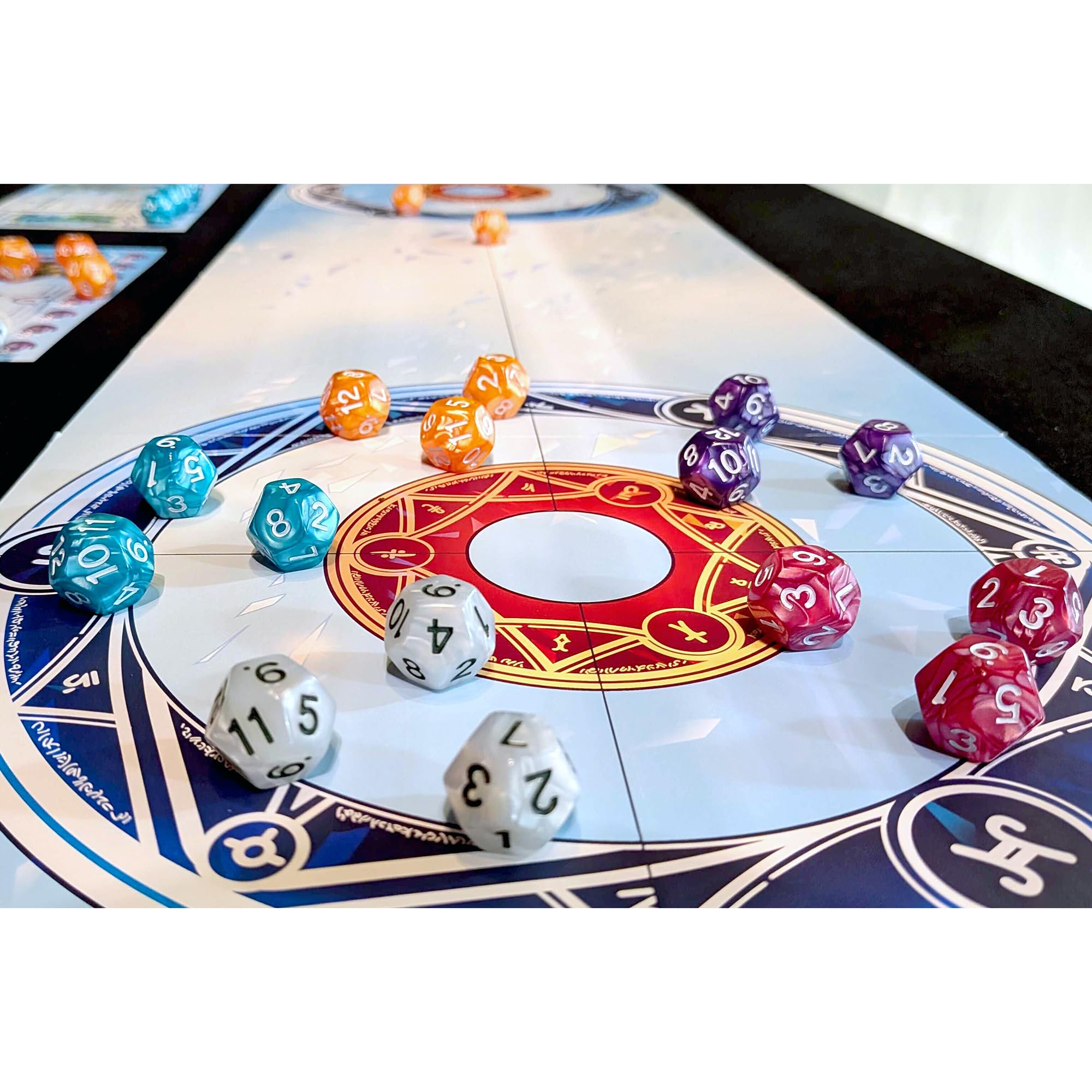 Asmadi Games: Mystic Curling Club - Juego de dados de mesa, giro mágico en el deporte clásico, piedras d12, equipos de brujas y familiares, a partir de 10 años, 2-5 jugadores