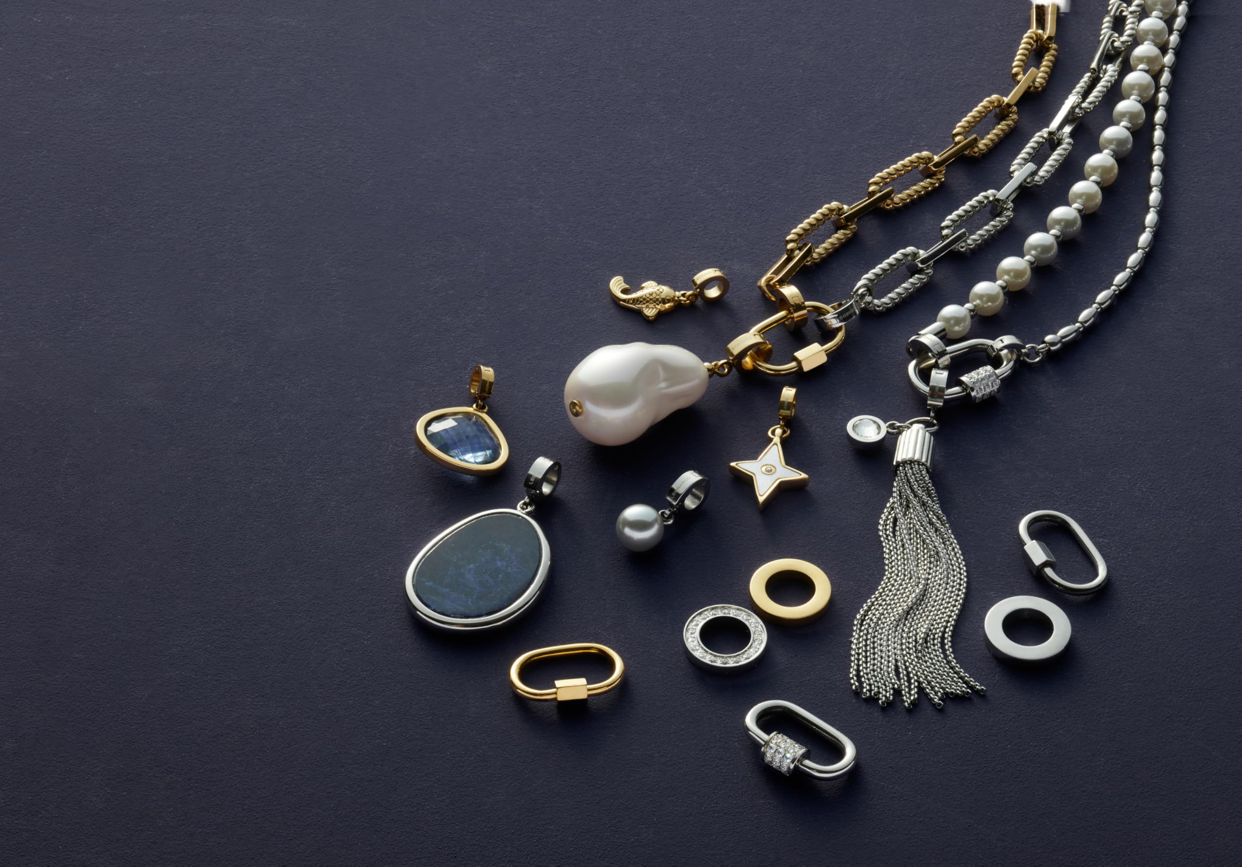 JEWELS BY LEONARDO Anhänger Clip & Mix Prilla, Ketten-Anhänger aus silberfarbenem Edelstahl, blauer Sodalith-Stein in organischer Form, Schmuck Geschenk für Frauen, 024557
