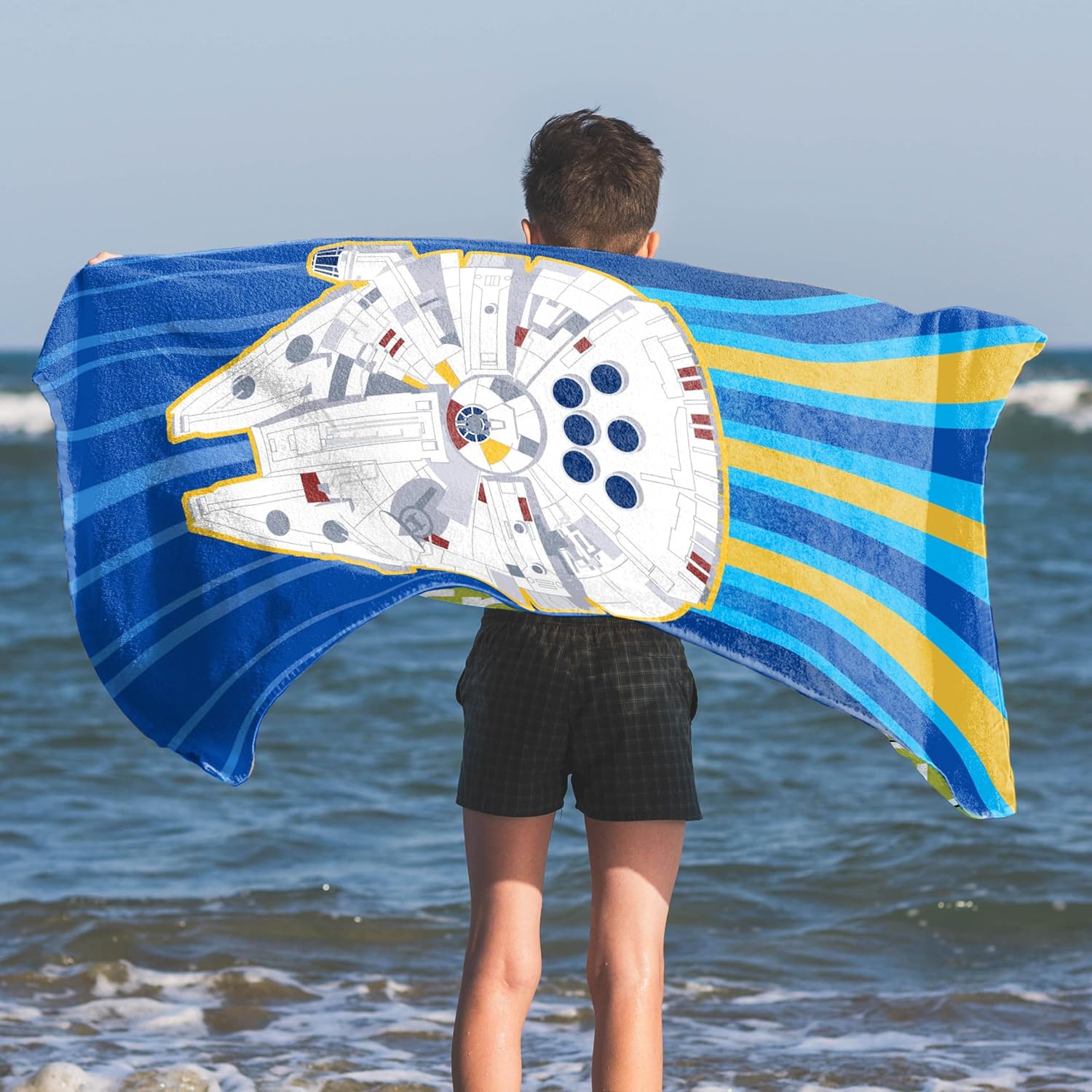 Jay Franco Star Wars Millennium Falcon Kids Bath Pool Beach Towel - Super Soft & Absorbent 100% Cotton Towel, Measures 28 x 58