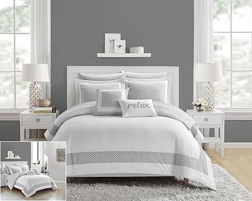 New York & Company Gibson - Juego de edredón de 7 piezas con diseño de colección de hotel a rayas, ropa de cama en una bolsa, sábanas, almohadas